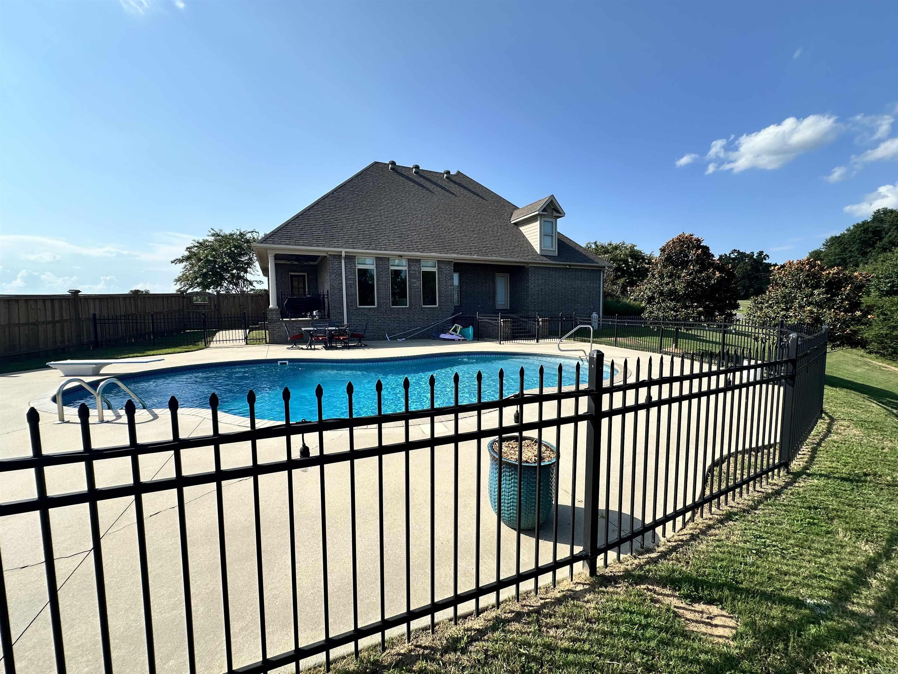 108 Brandi  Beebe, AR