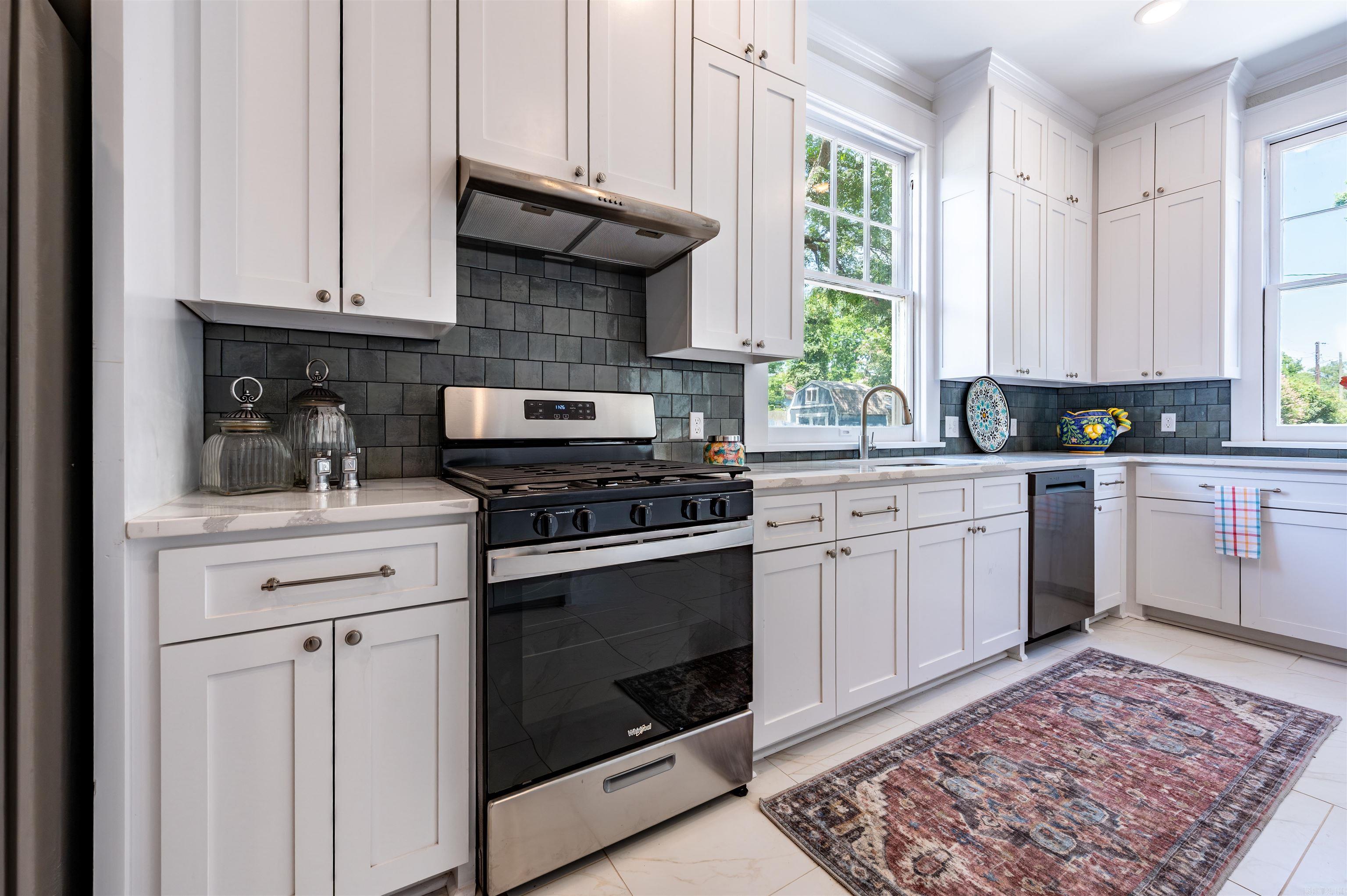 2401 Louisiana  Little Rock, AR