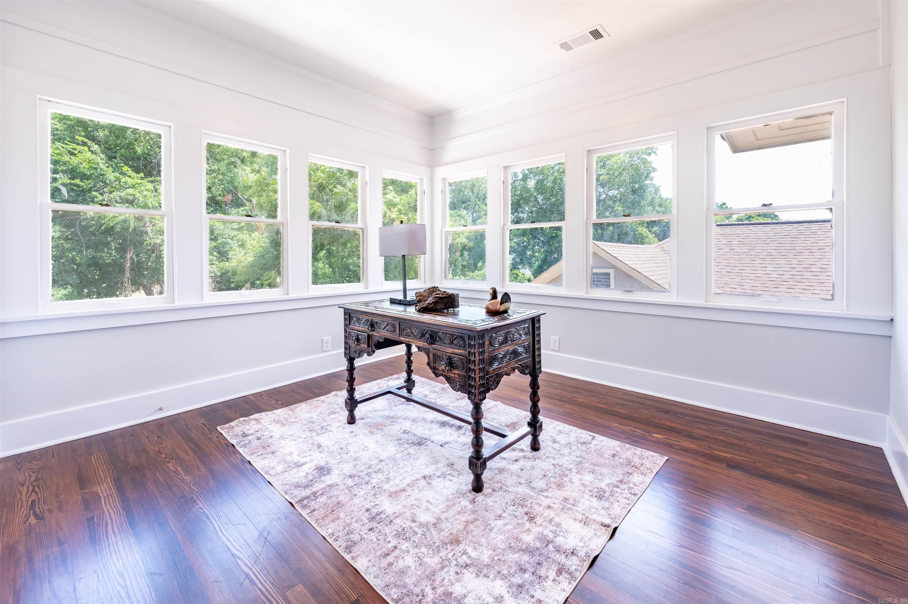 2401 Louisiana  Little Rock, AR
