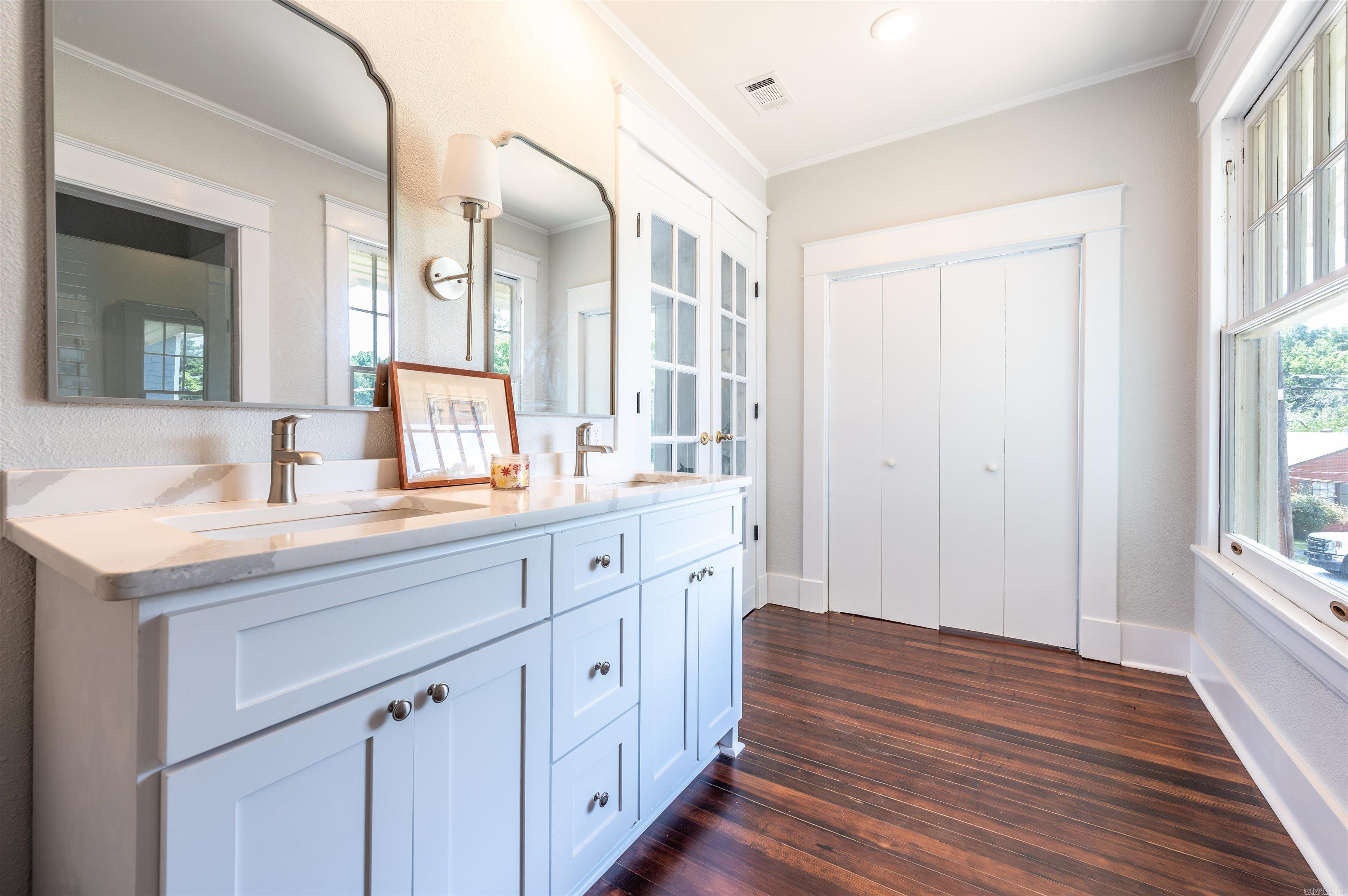 2401 Louisiana  Little Rock, AR
