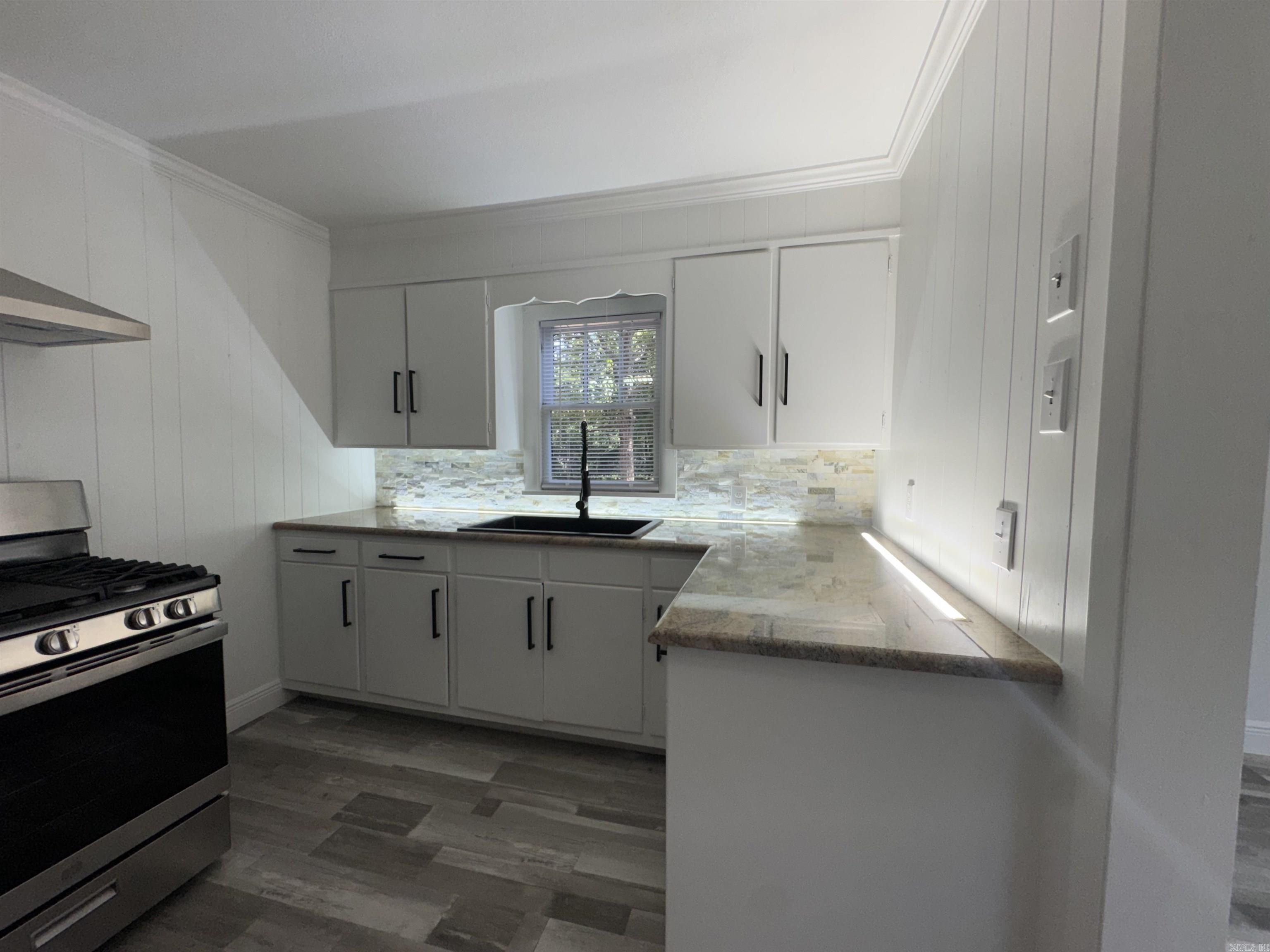 503 E Roselawn  Waldo, AR