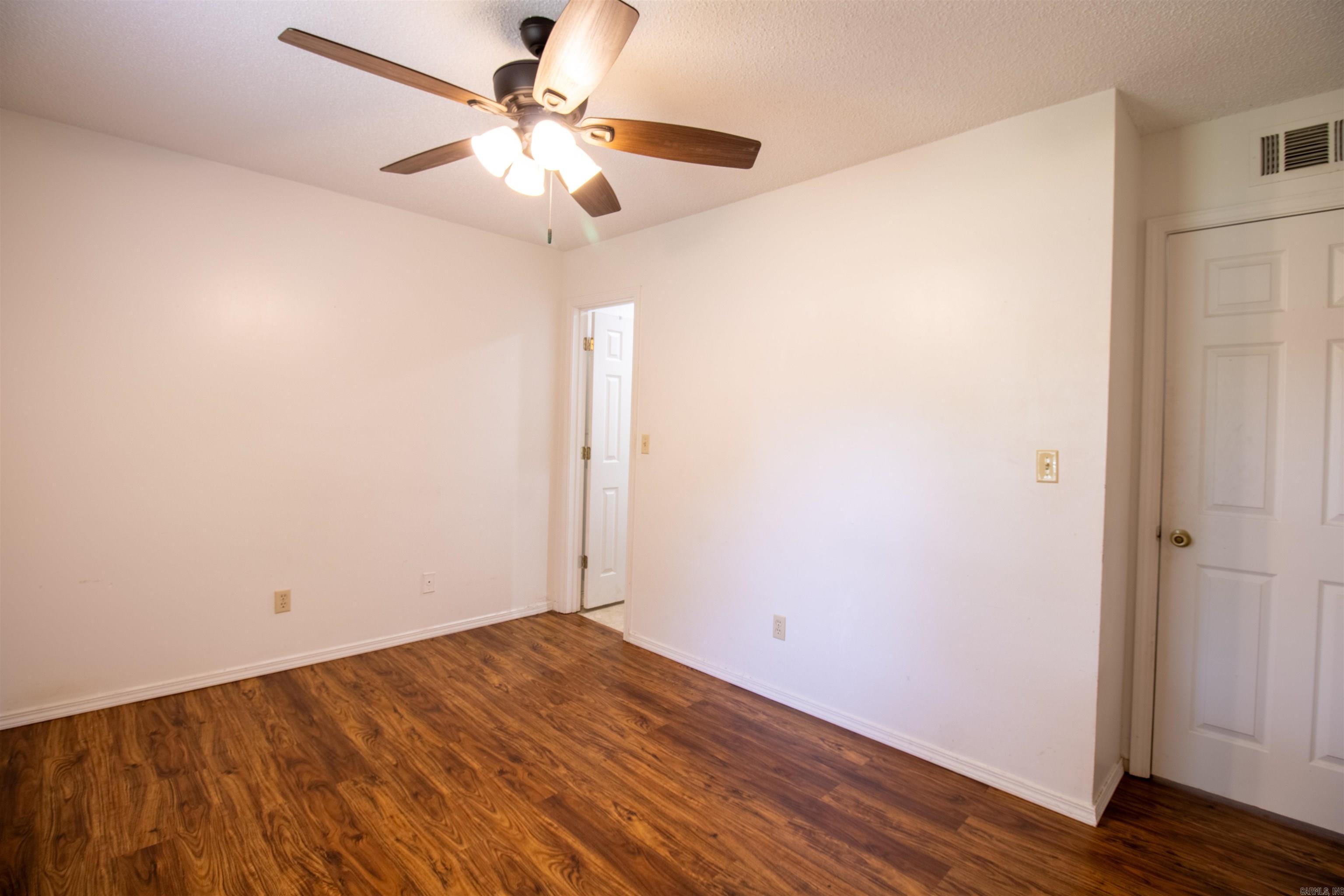 507 N Miller  Clarksville, AR