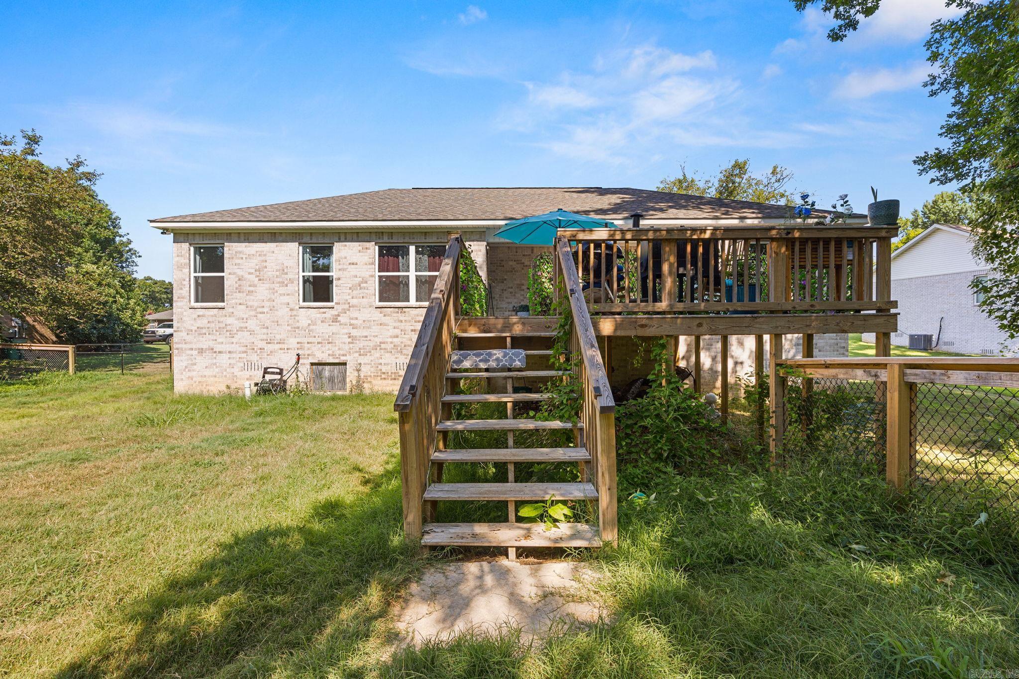 30 Ledrick  Mayflower, AR