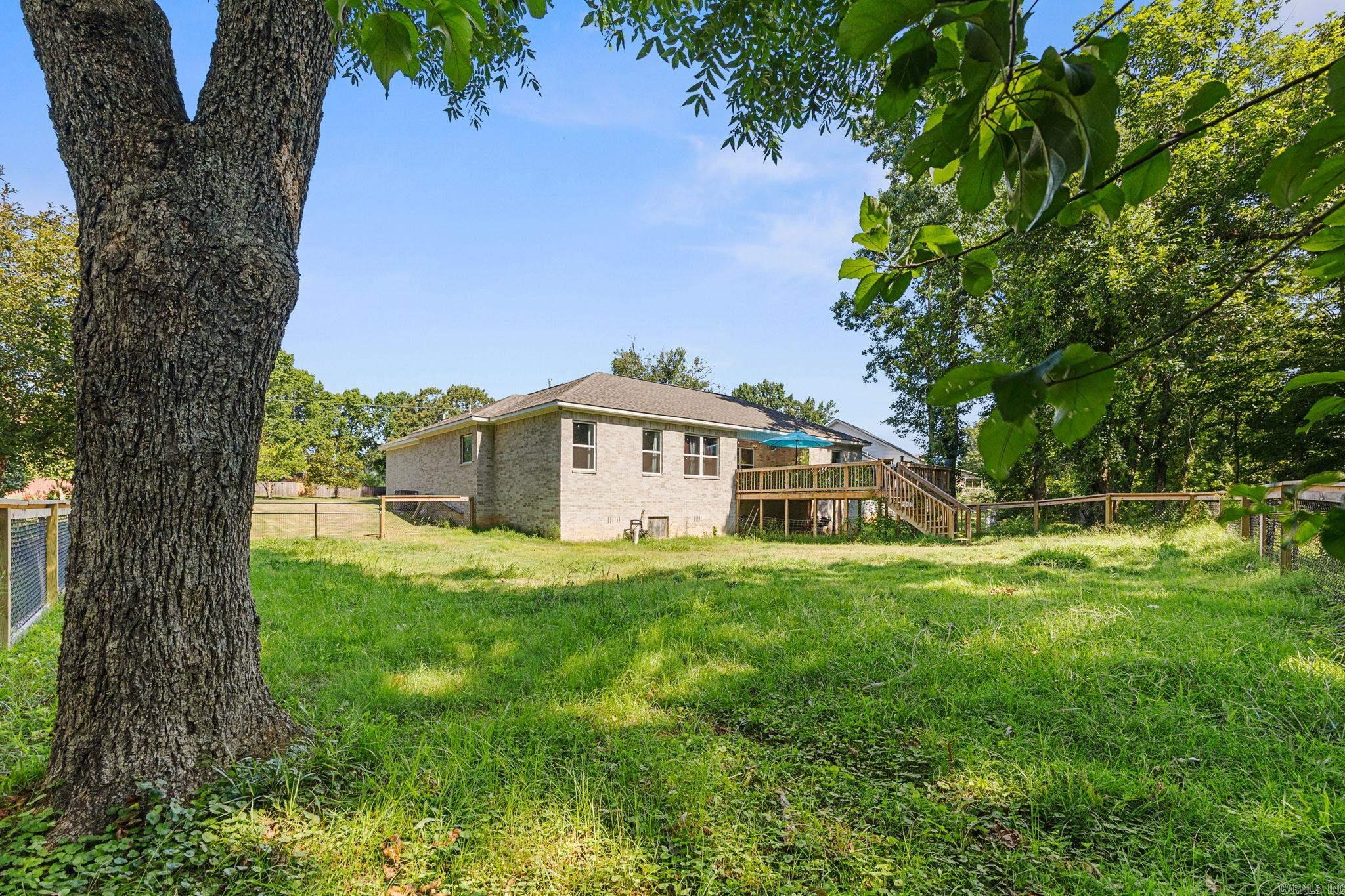 30 Ledrick  Mayflower, AR