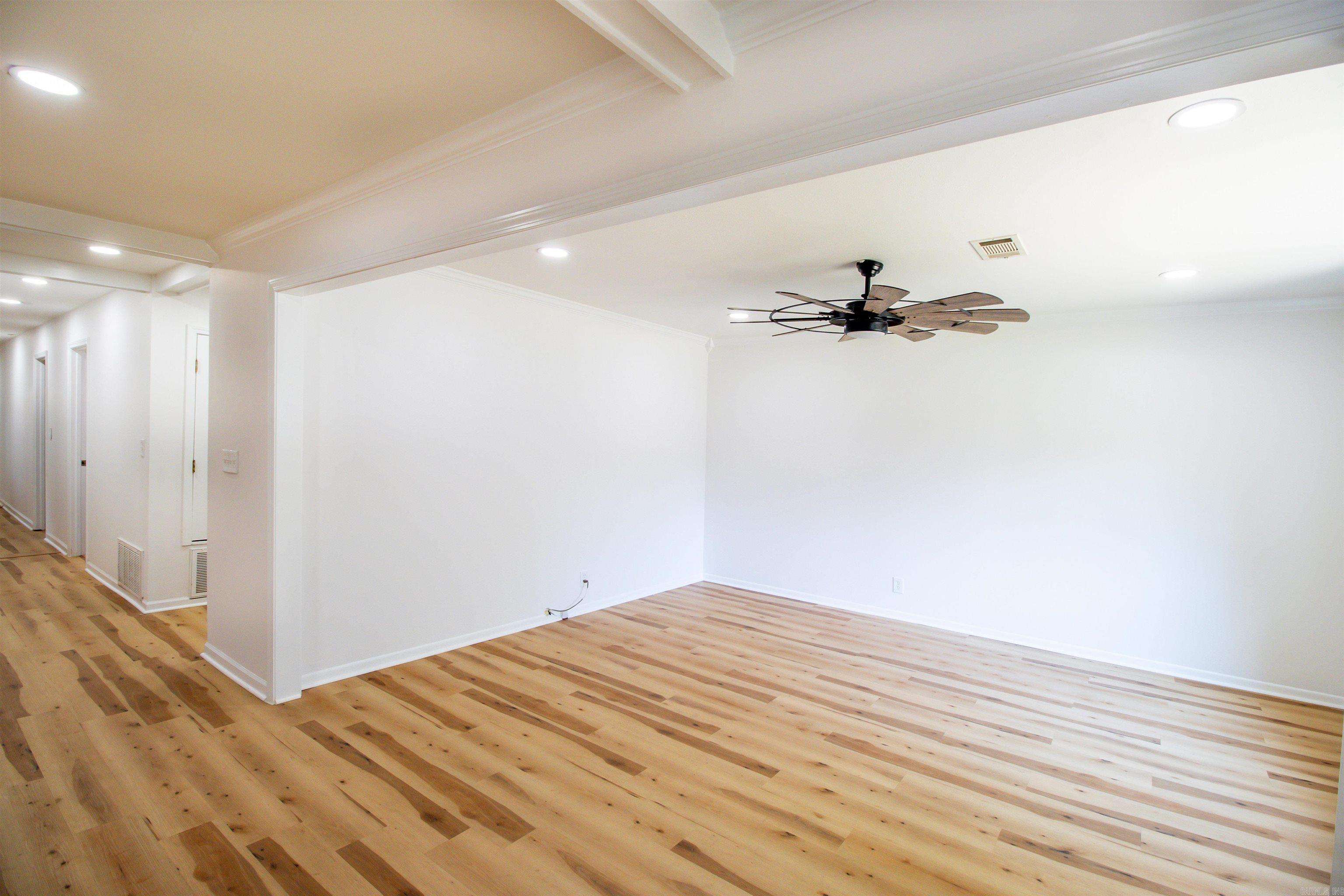 316 W High  Sheridan, AR