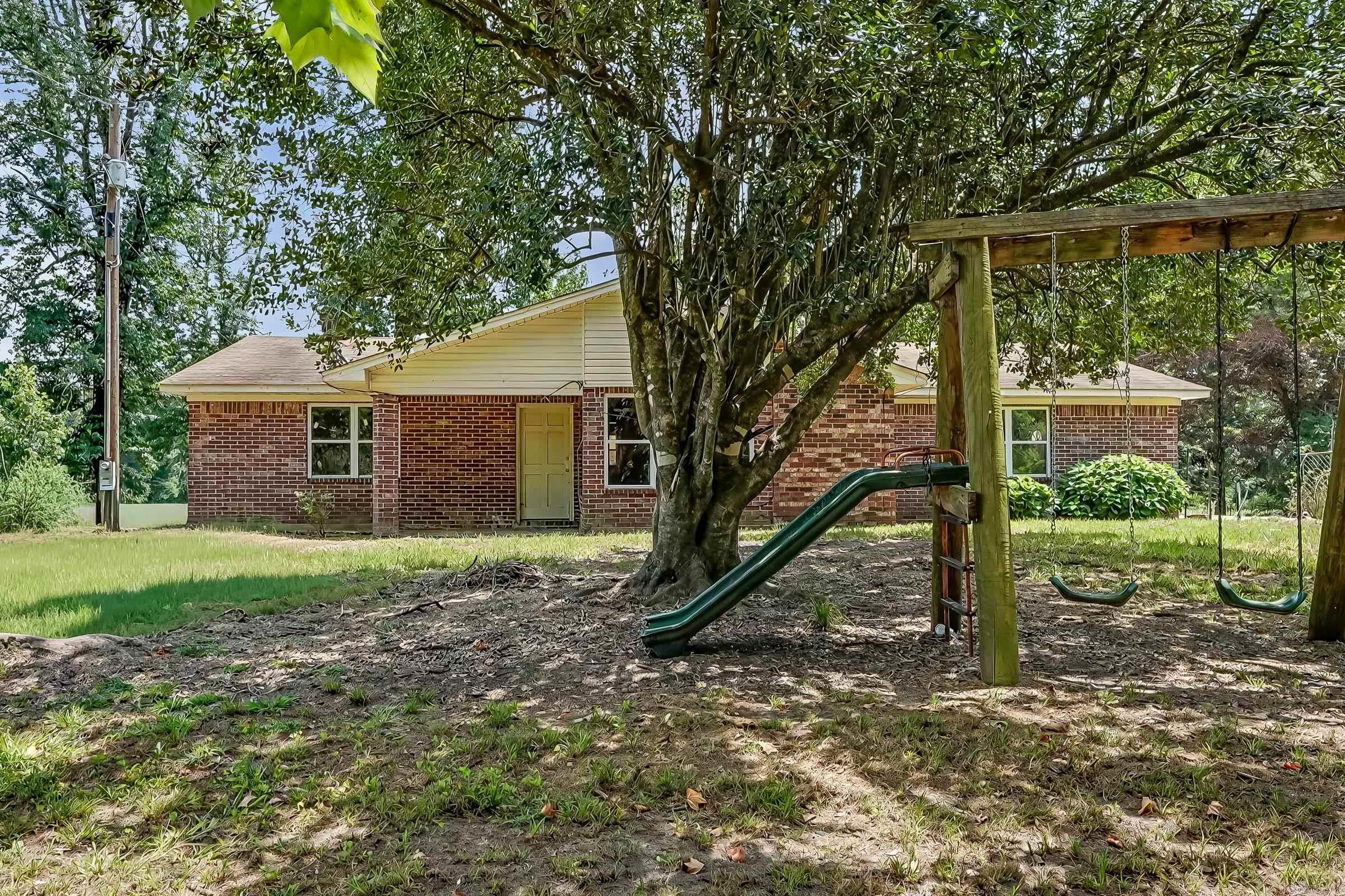 1297 Hwy 234  Ashdown, AR