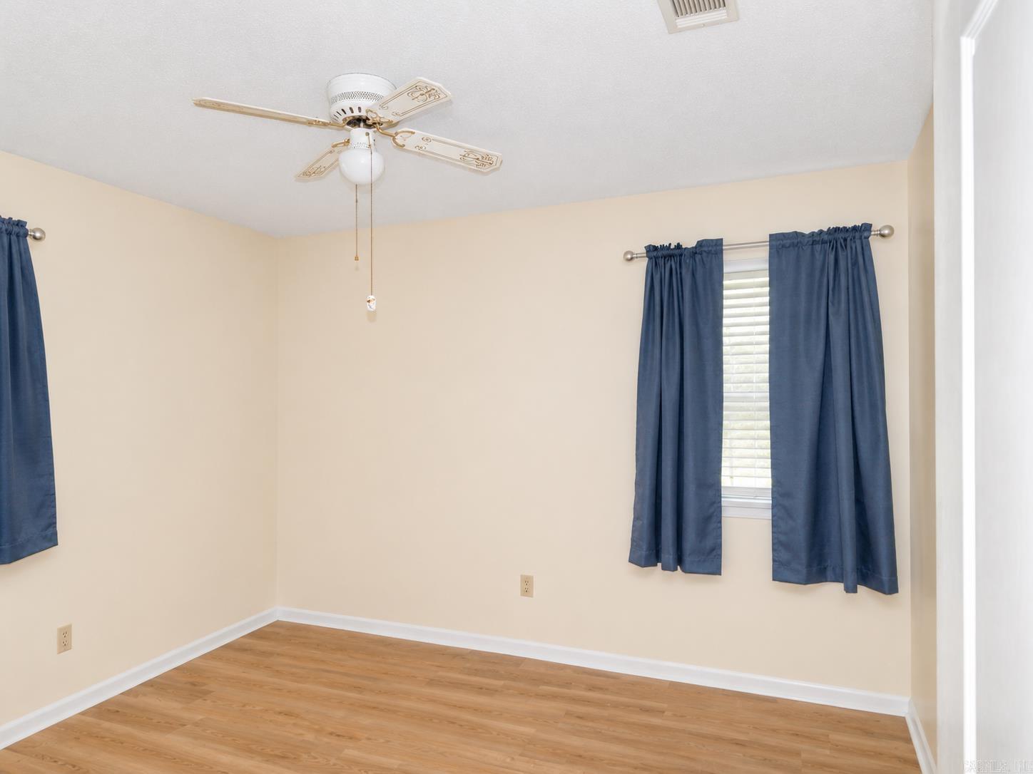 1607 N Broadway  Heber Springs, AR