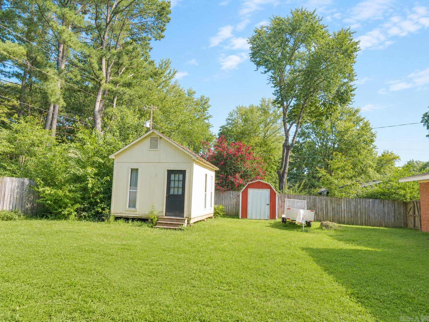 1607 N Broadway  Heber Springs, AR