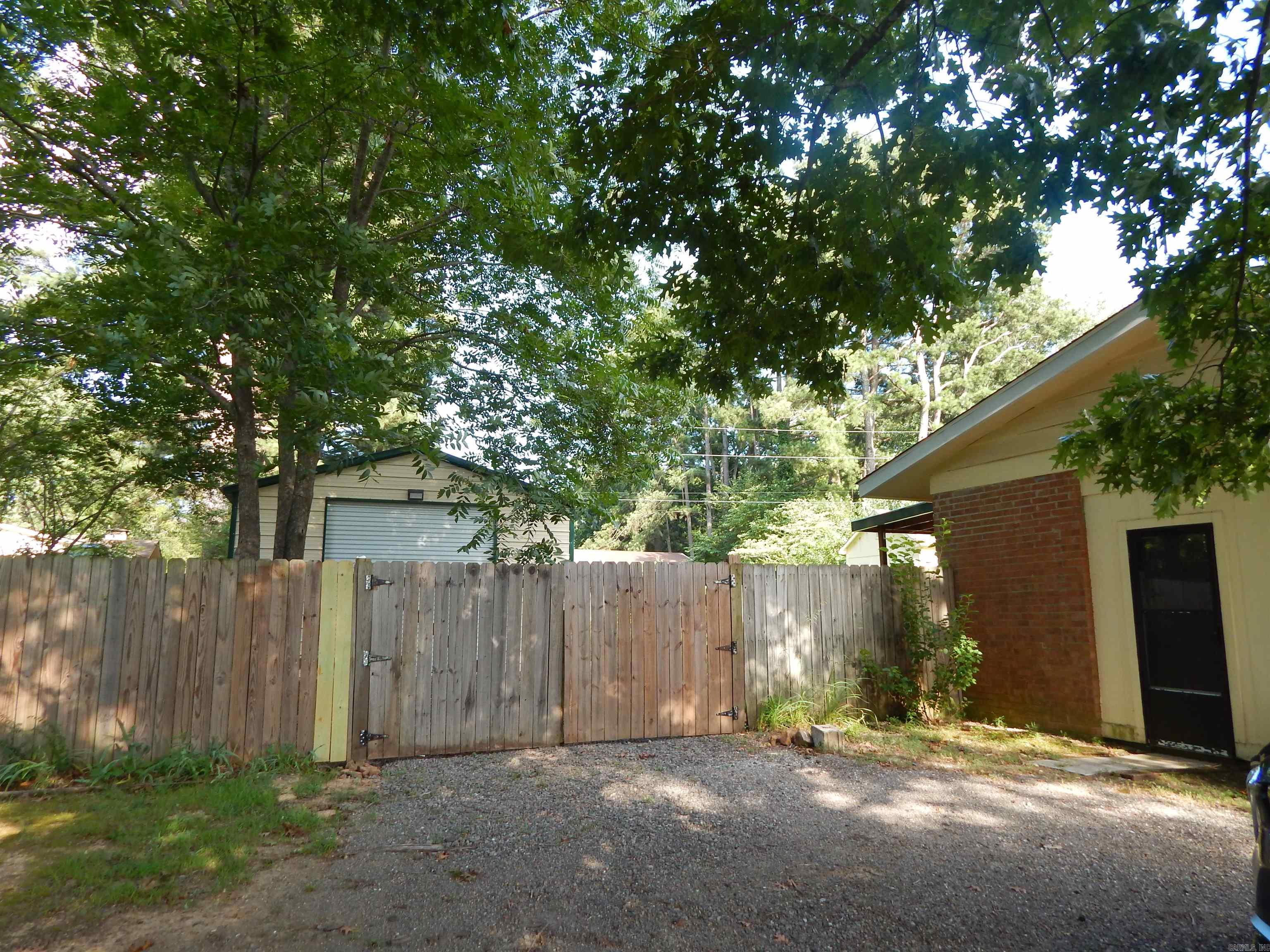 1607 N Broadway  Heber Springs, AR