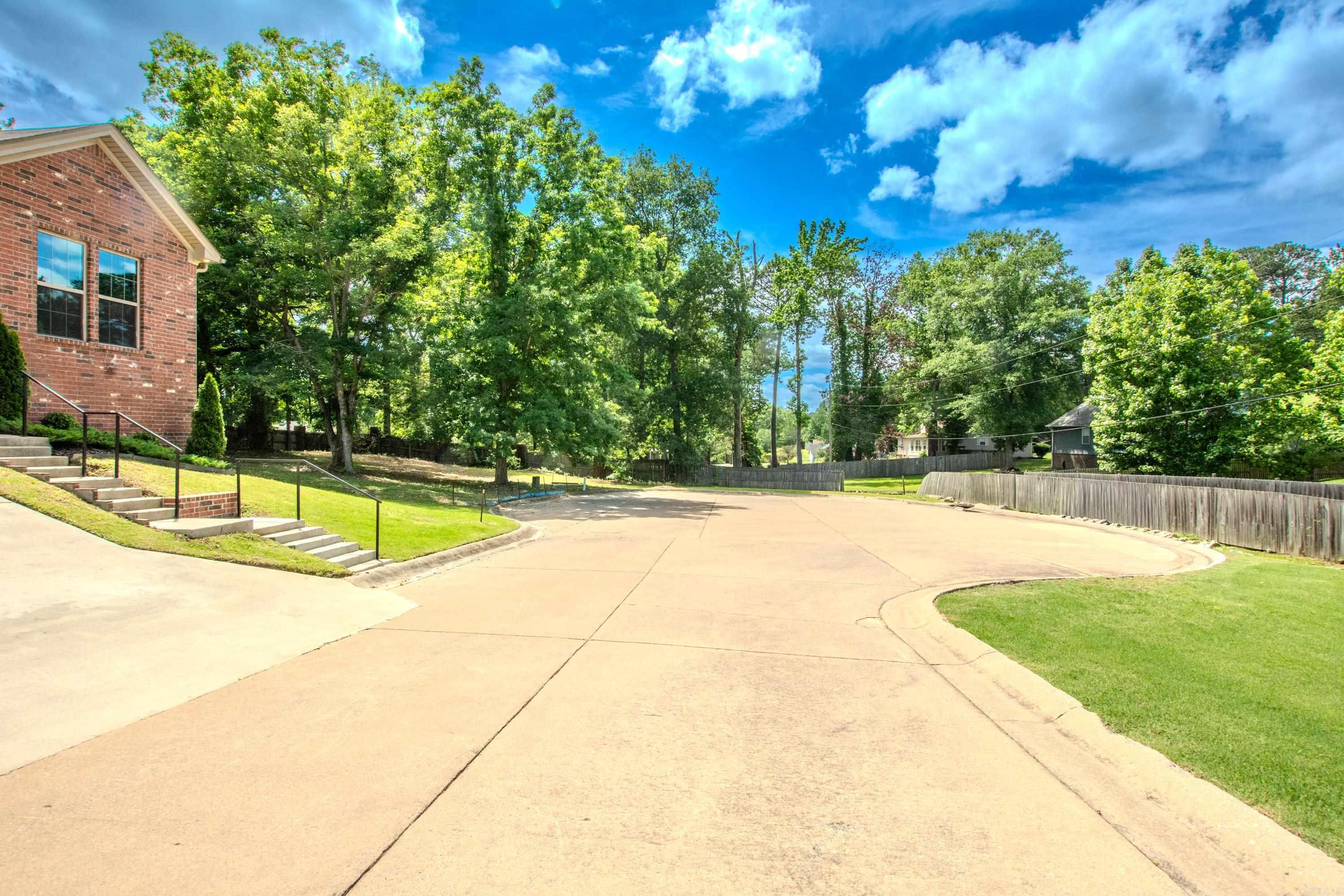 2691 Juniper  Benton, AR