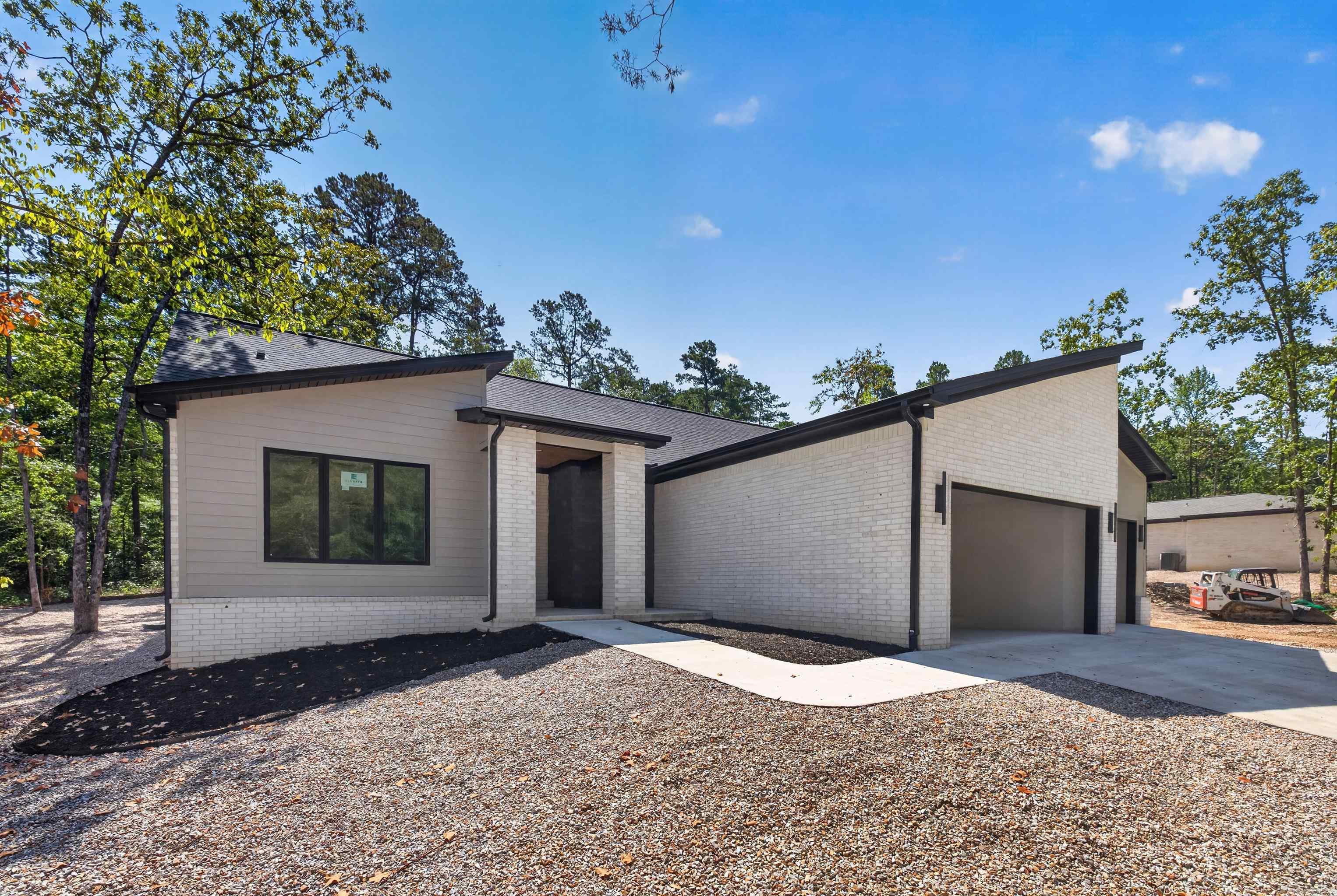 46 Estrella  Hot Springs Village, AR