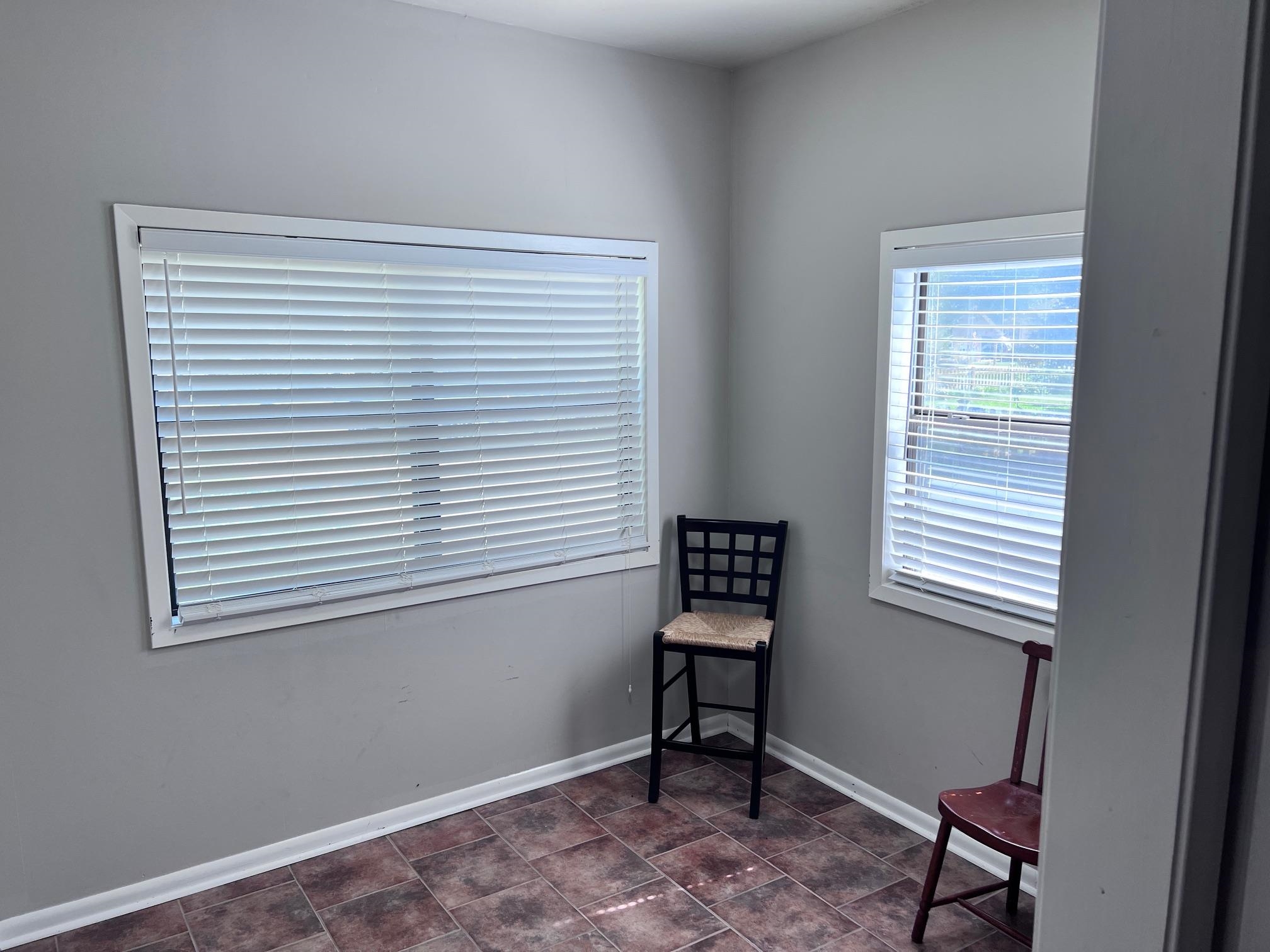 236 N Riverview  Mountain View, AR