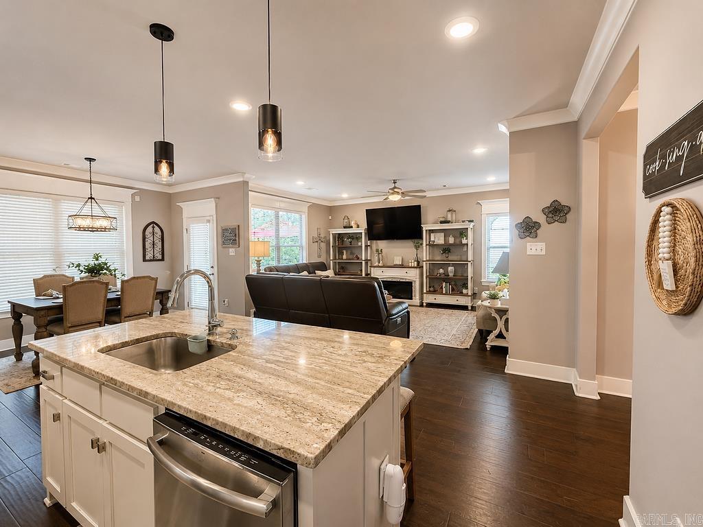 5404 Aviator Dr  Jacksonville, AR