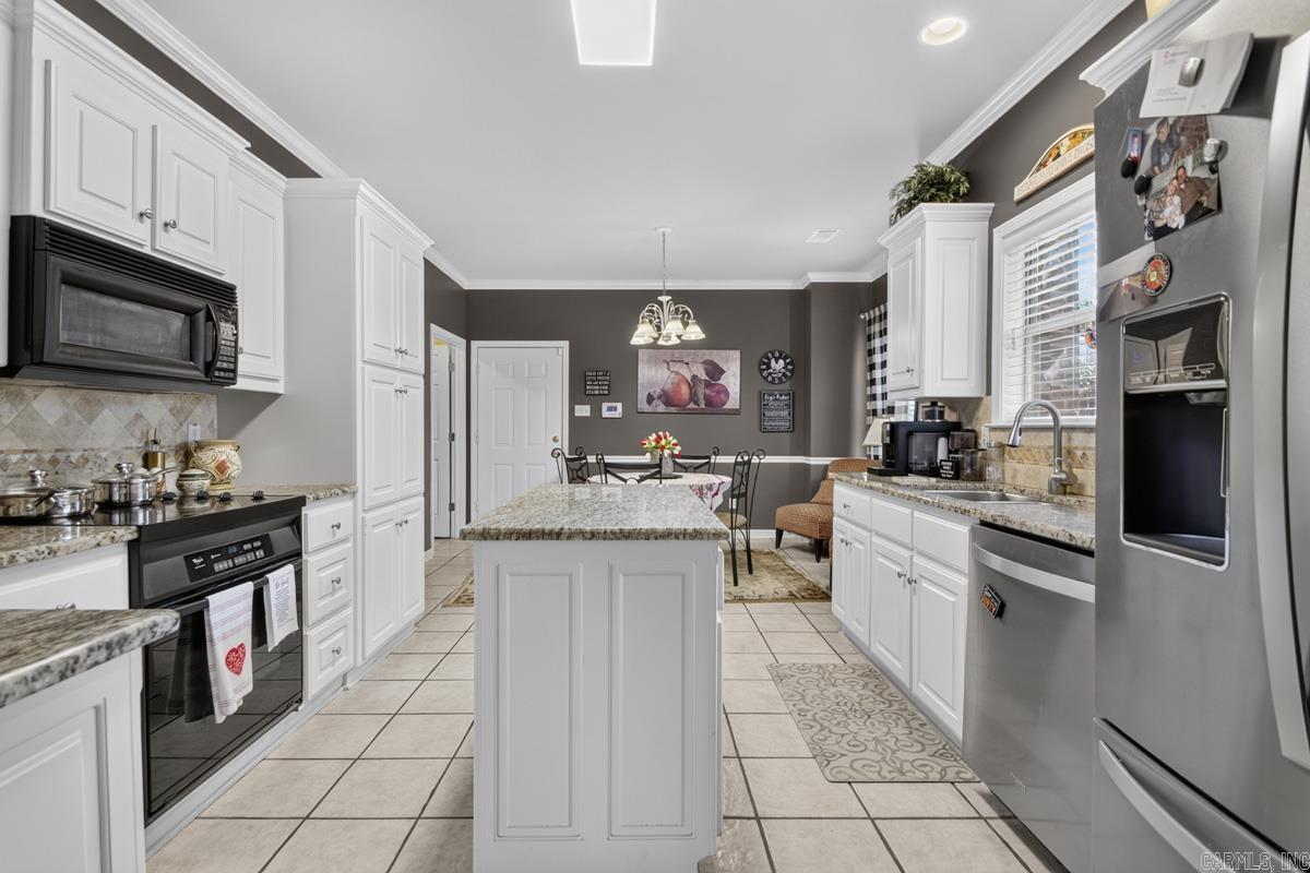 61 Bouresse Dr  Little Rock, AR