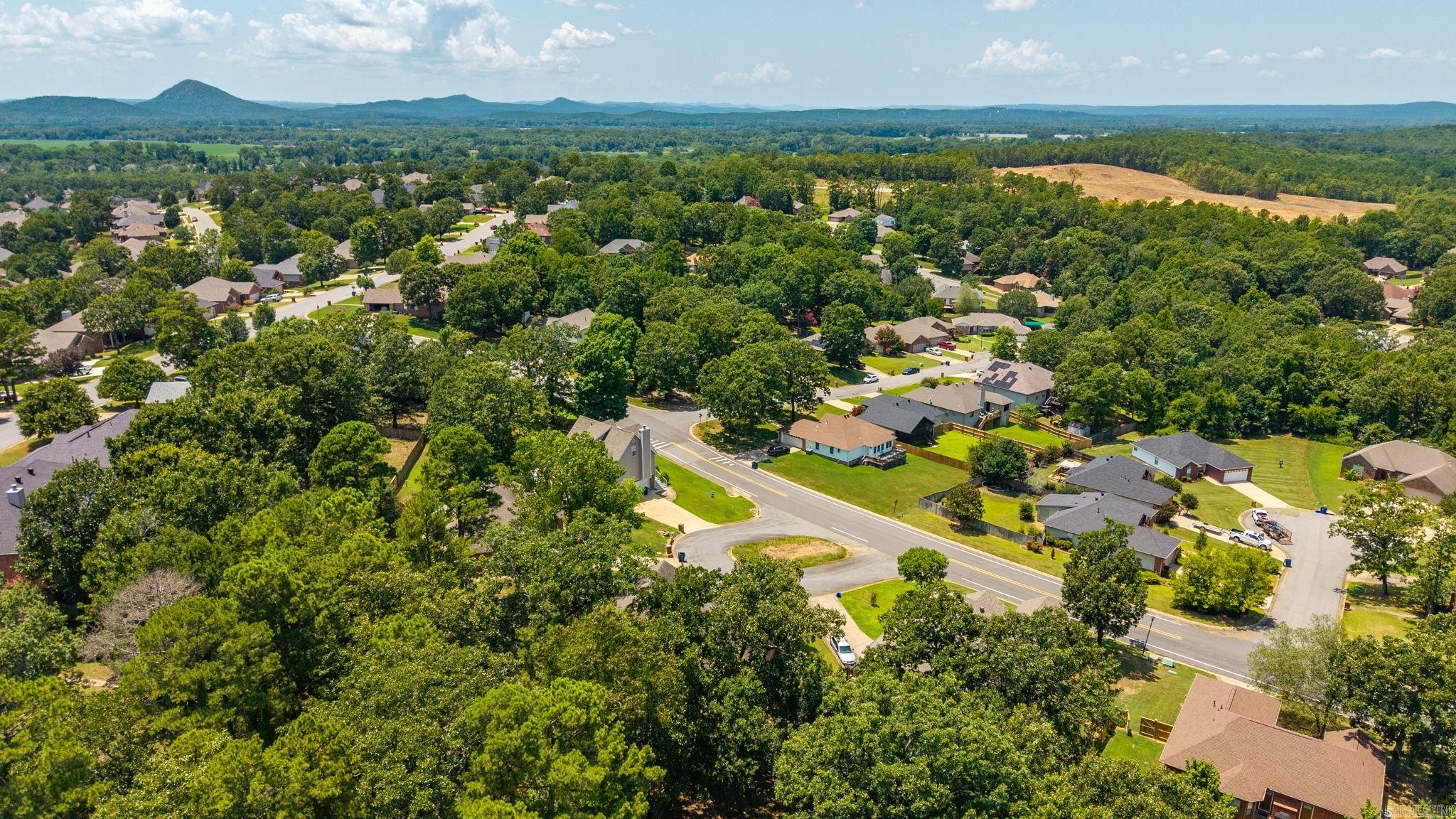 94 Emerald  Maumelle, AR