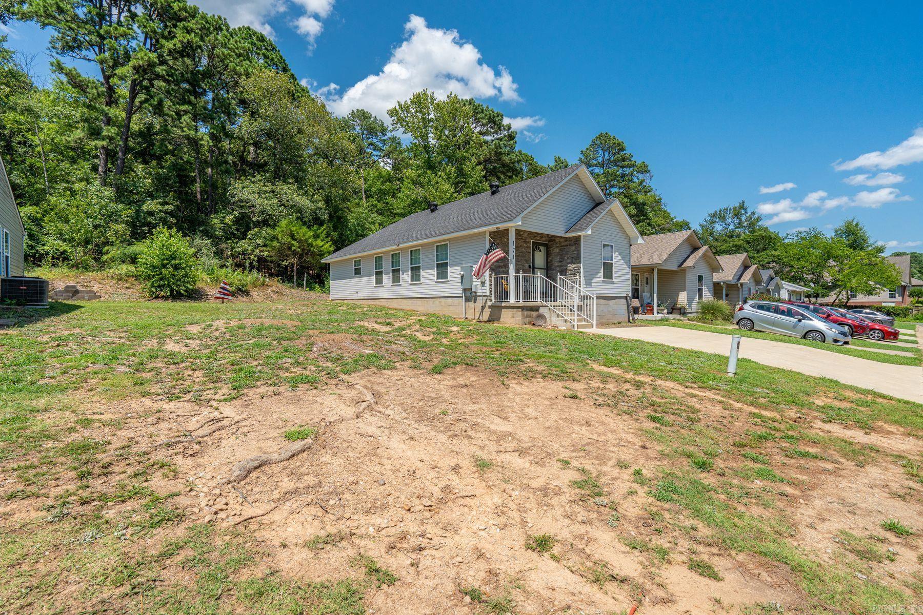171 Chelle Street  Lakeside, AR