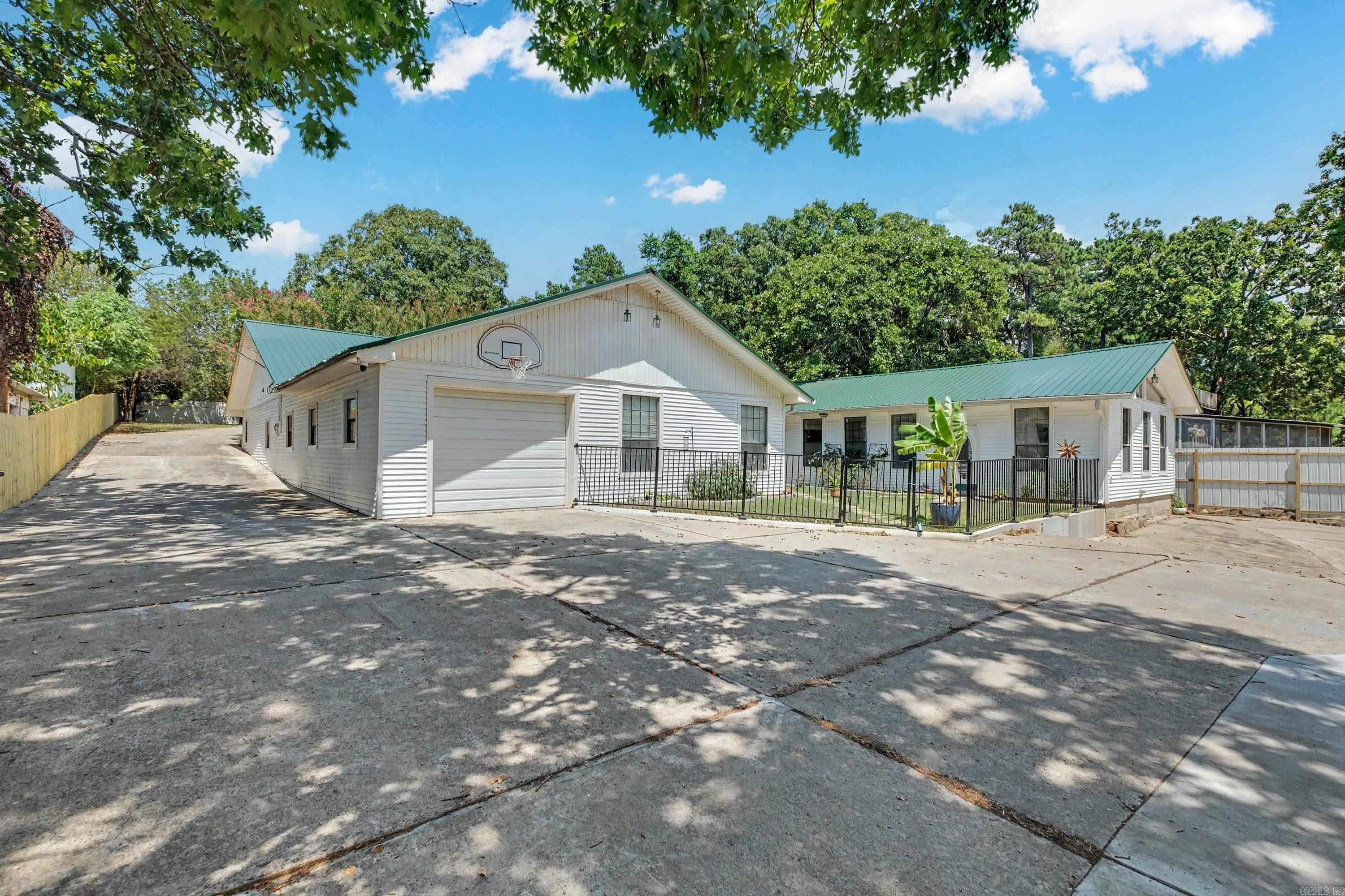 128 Highway 89 S  Mayflower, AR