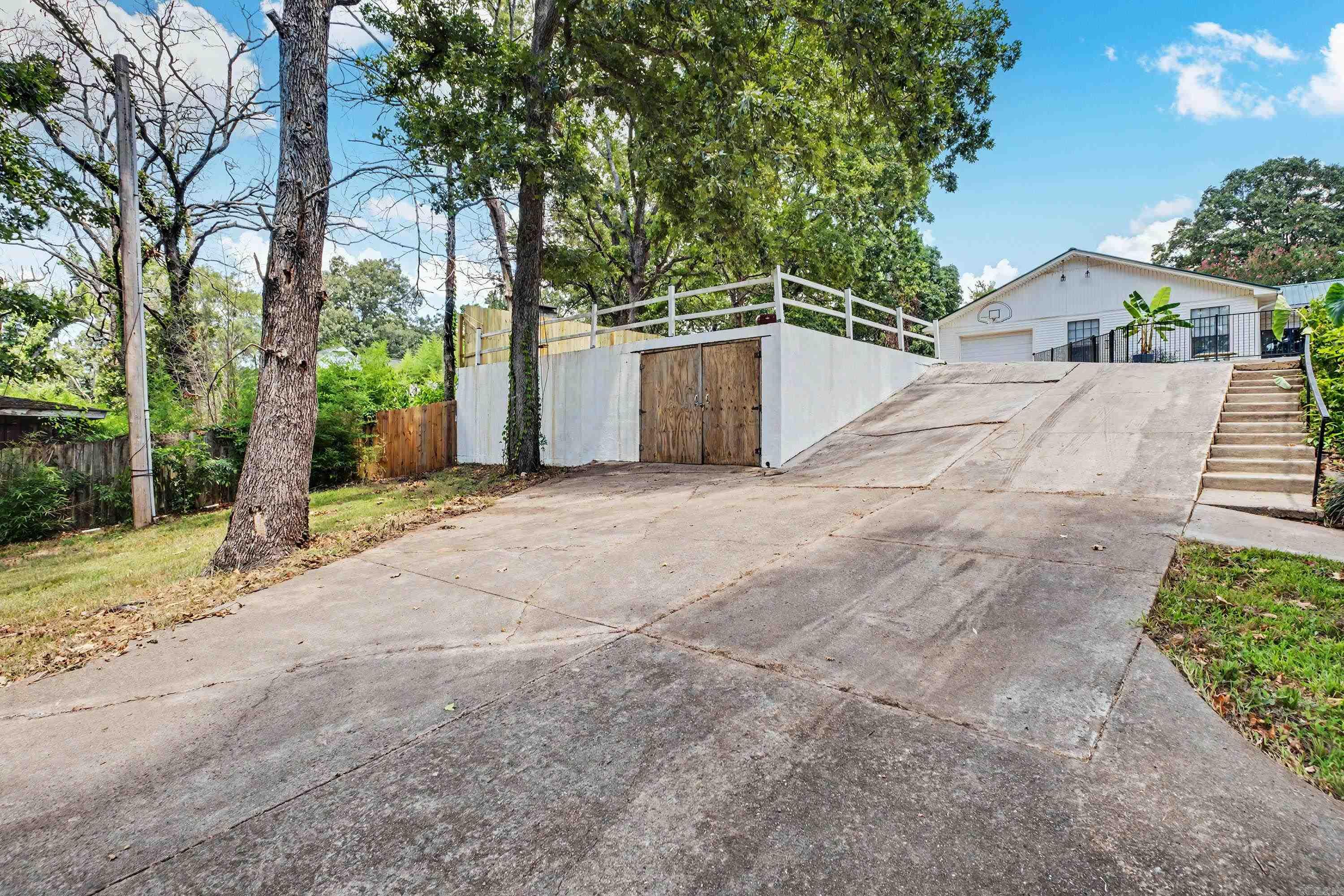 128 Highway 89 S  Mayflower, AR