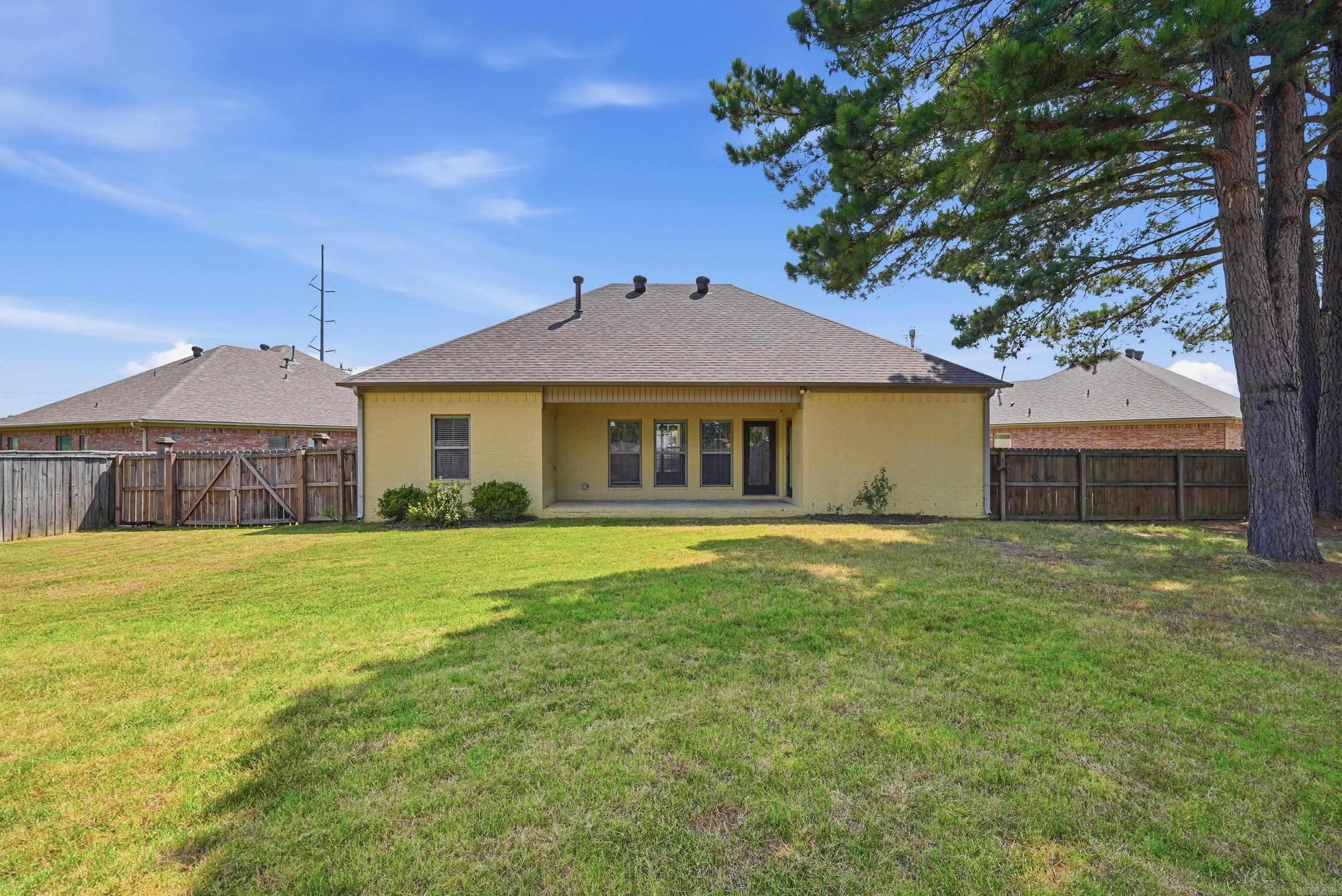 2700 Muscadine Lane  Conway, AR