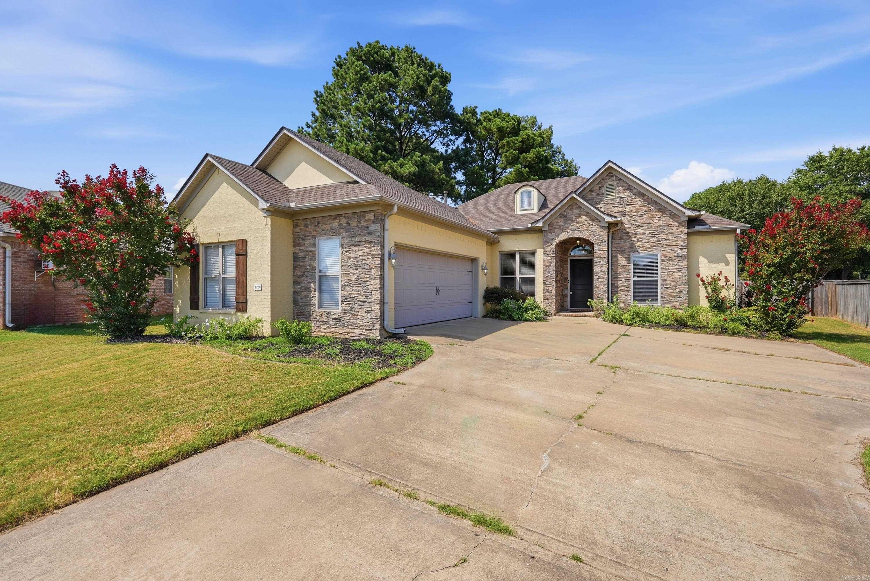 2700 Muscadine Lane  Conway, AR