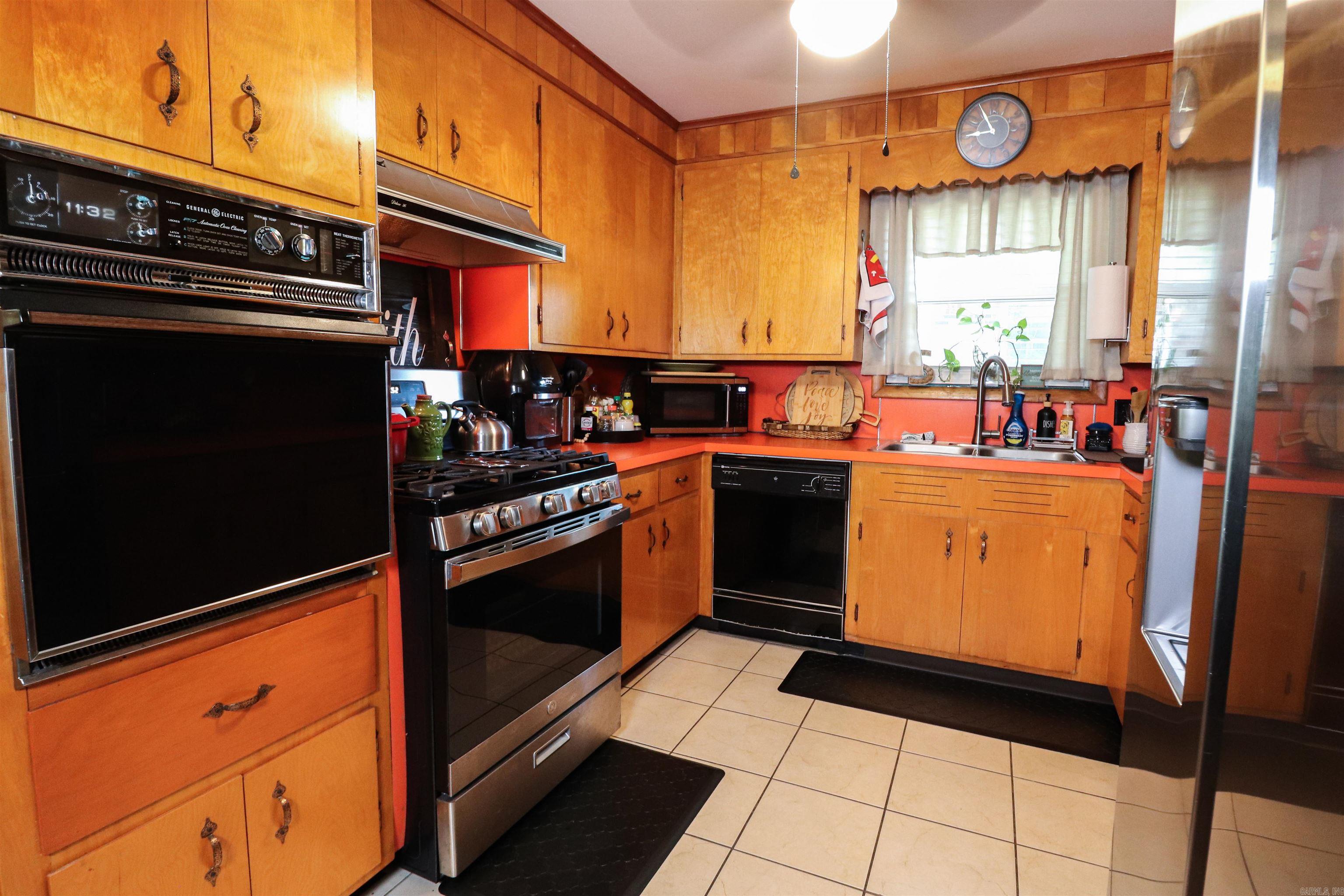 3702 Fair Oaks  Pine Bluff, AR