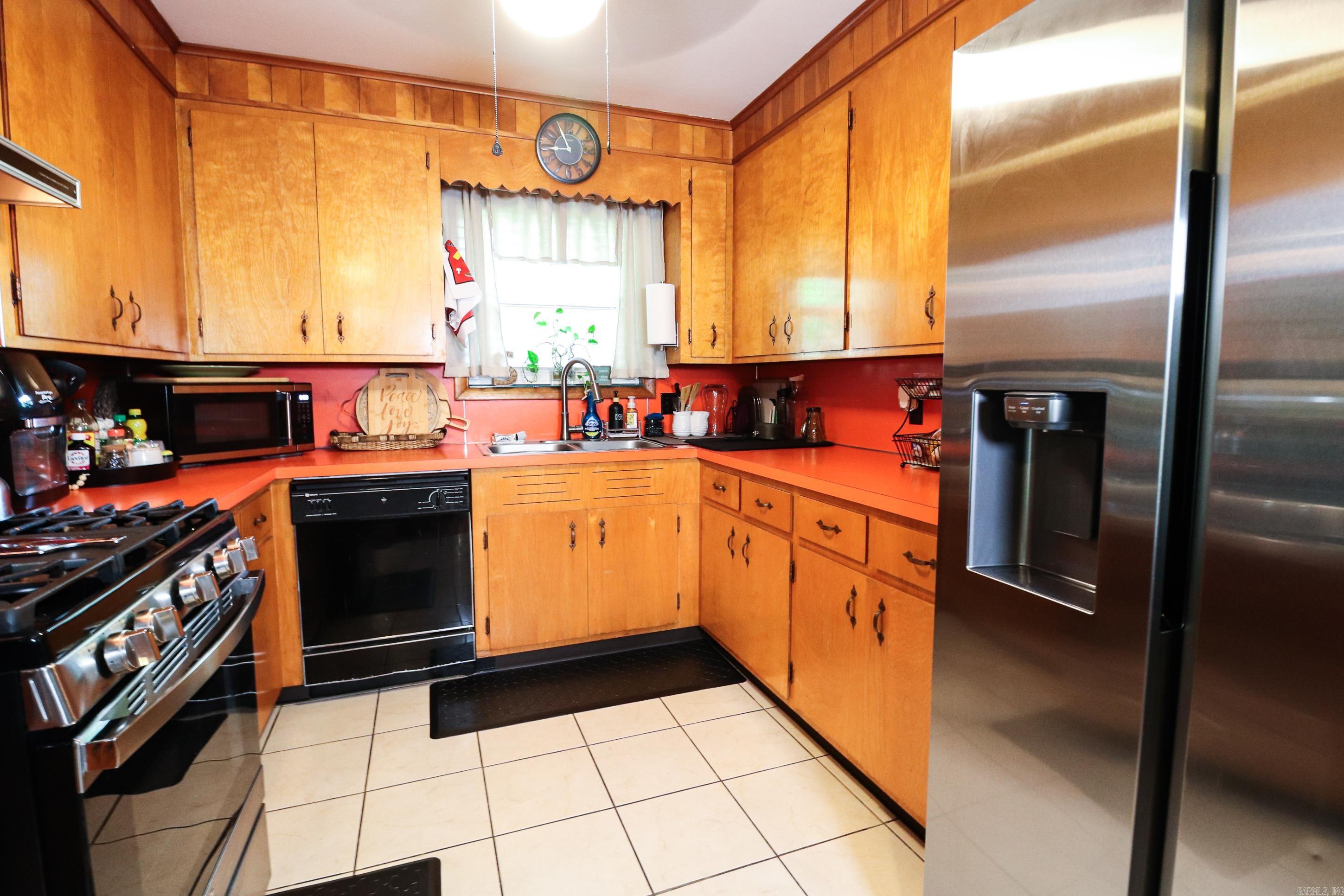 3702 Fair Oaks  Pine Bluff, AR