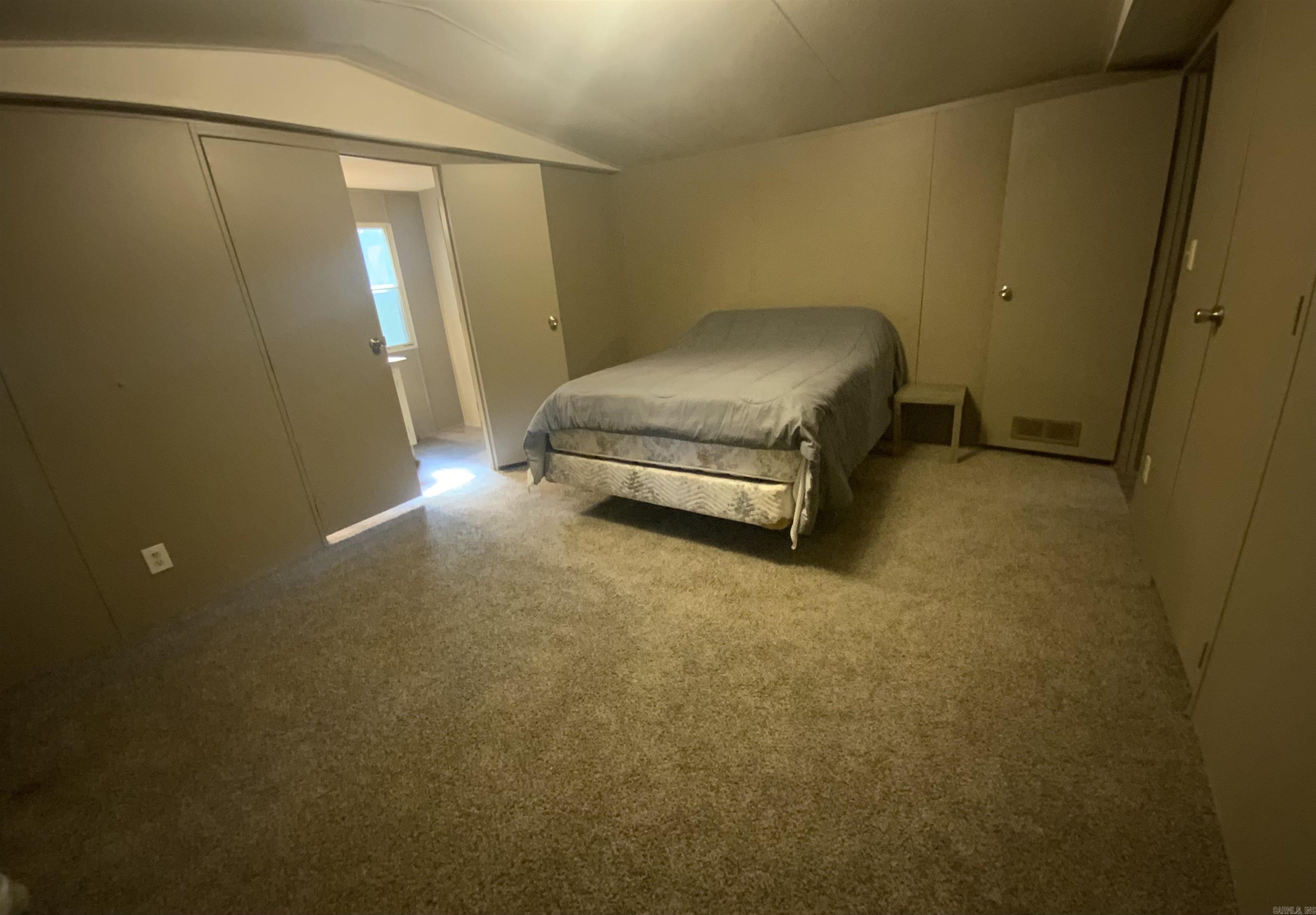550 Indian Trail  Greers Ferry, AR