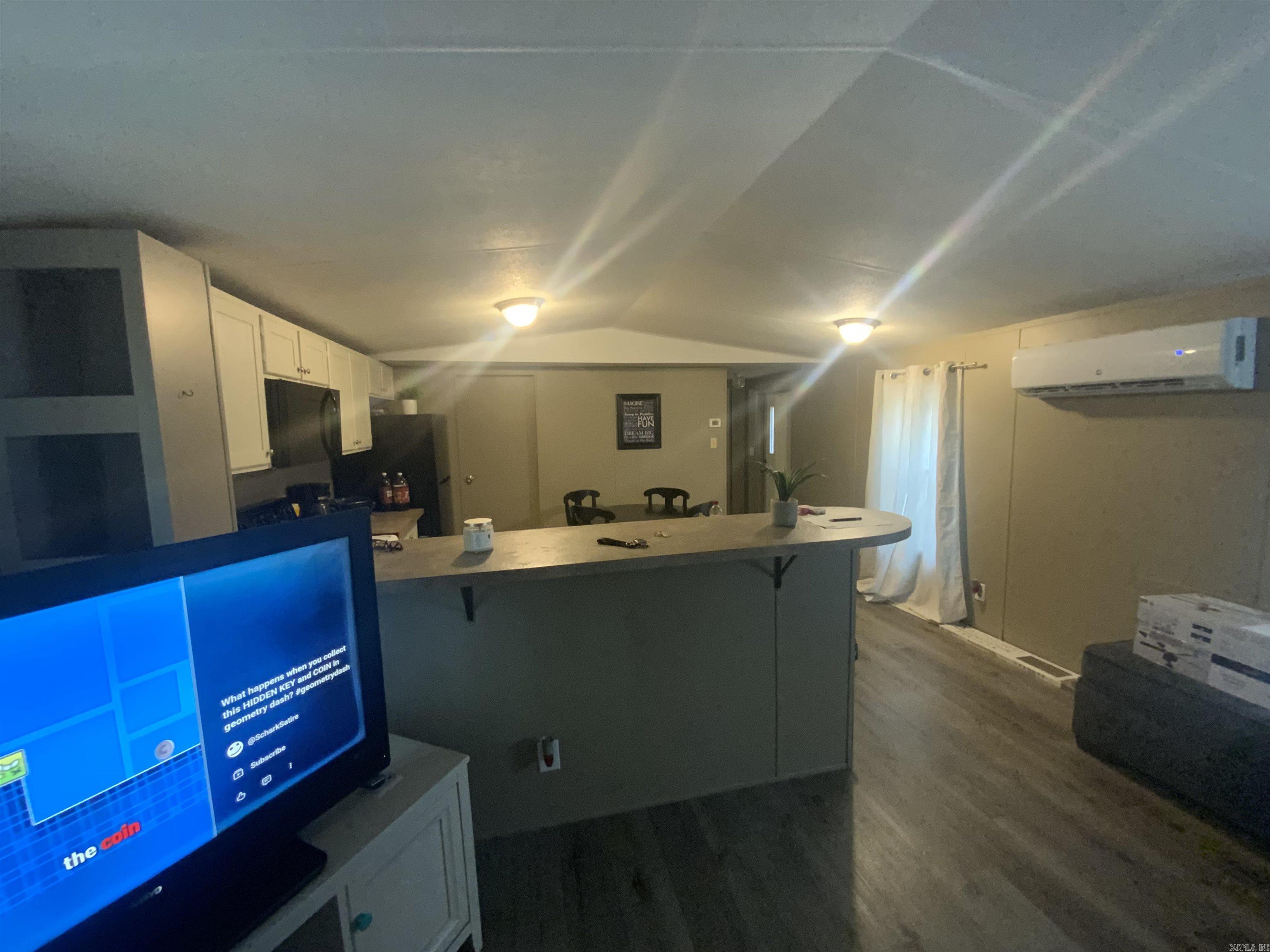 550 Indian Trail  Greers Ferry, AR