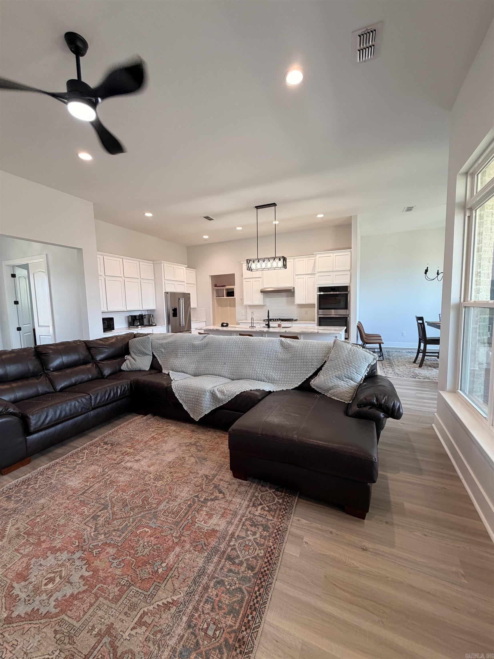 5607 HUMMINGBIRD  Jacksonville, AR
