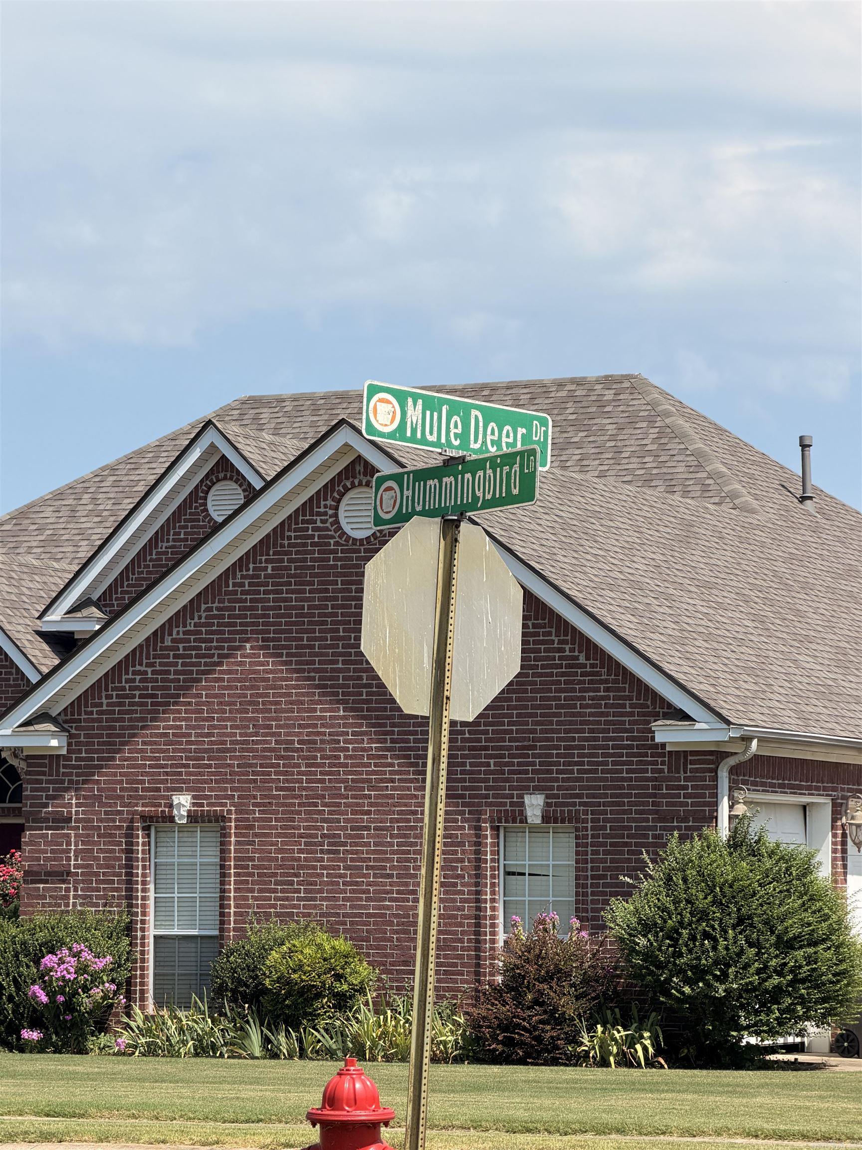 5607 HUMMINGBIRD  Jacksonville, AR