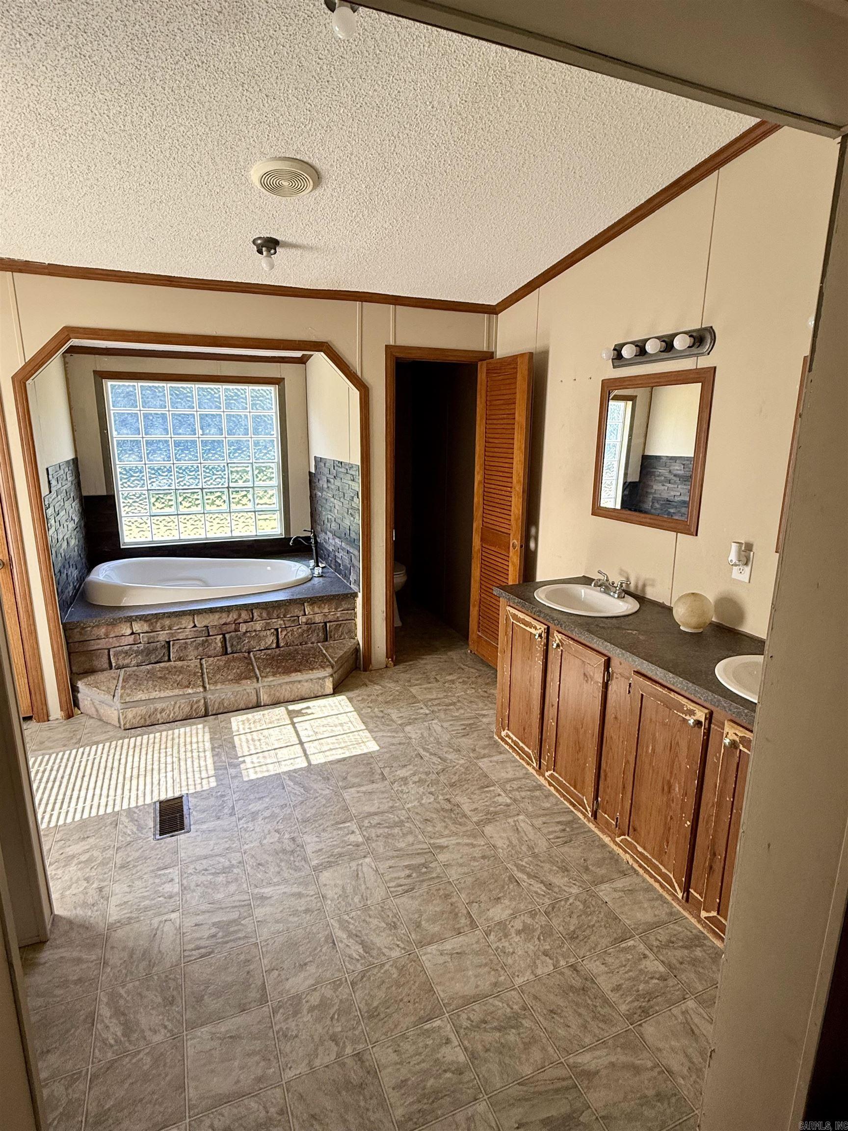 955 NCTR Rd.  Redfield, AR