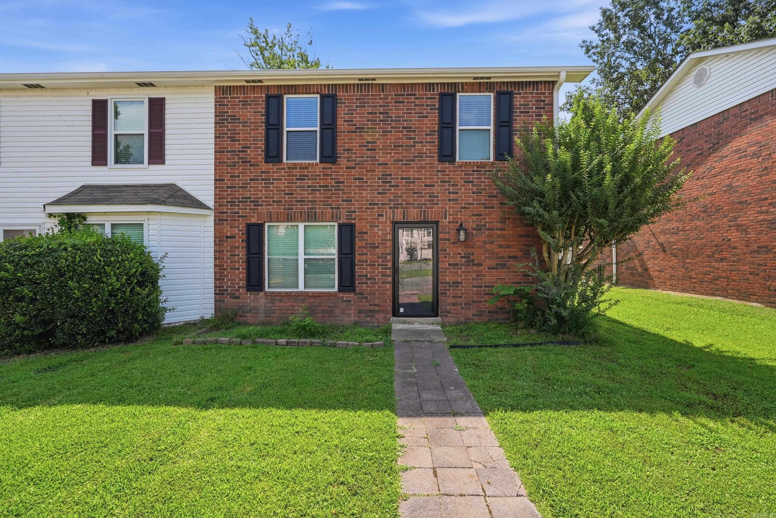200 Pine Forest  Maumelle, AR