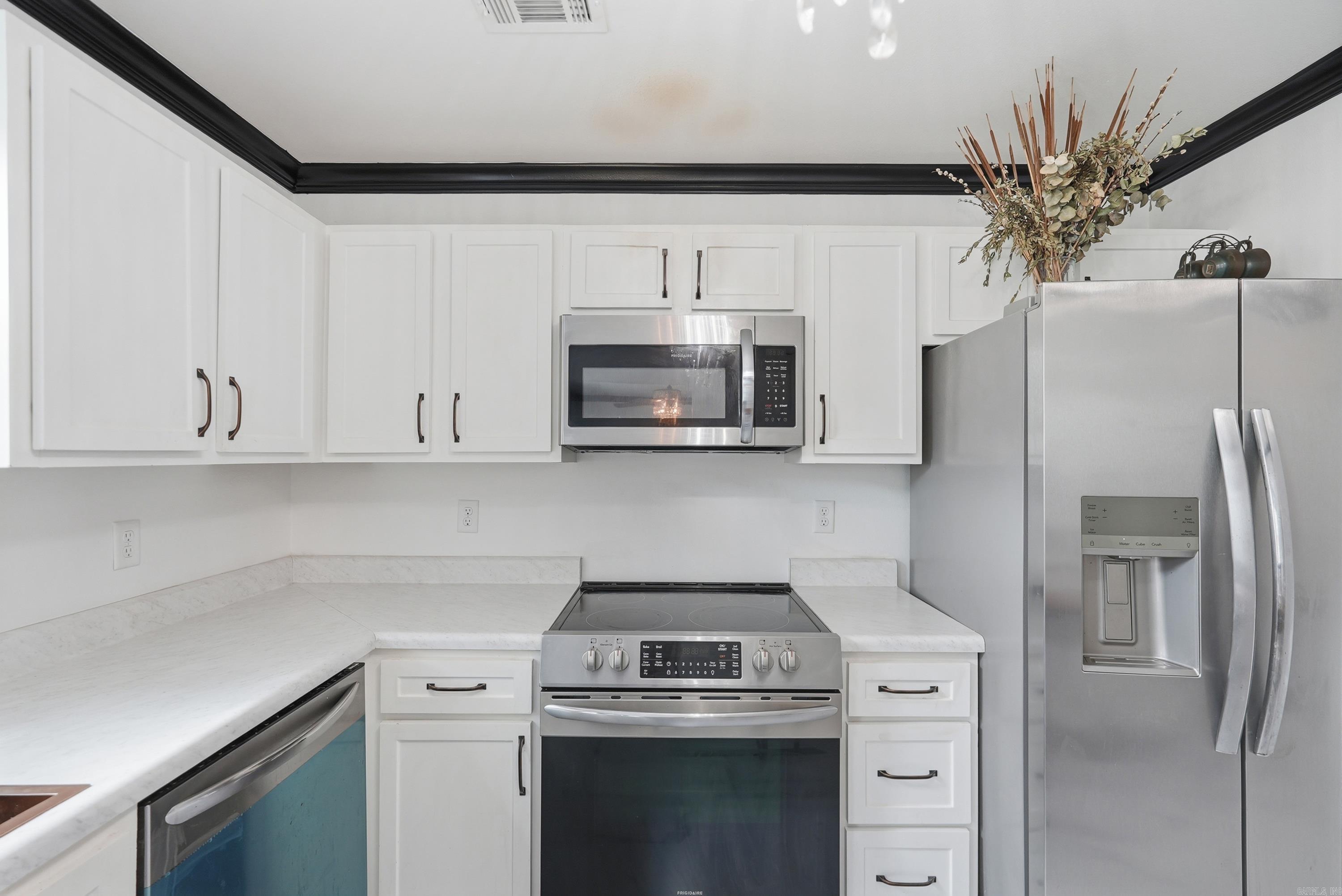 200 Pine Forest  Maumelle, AR