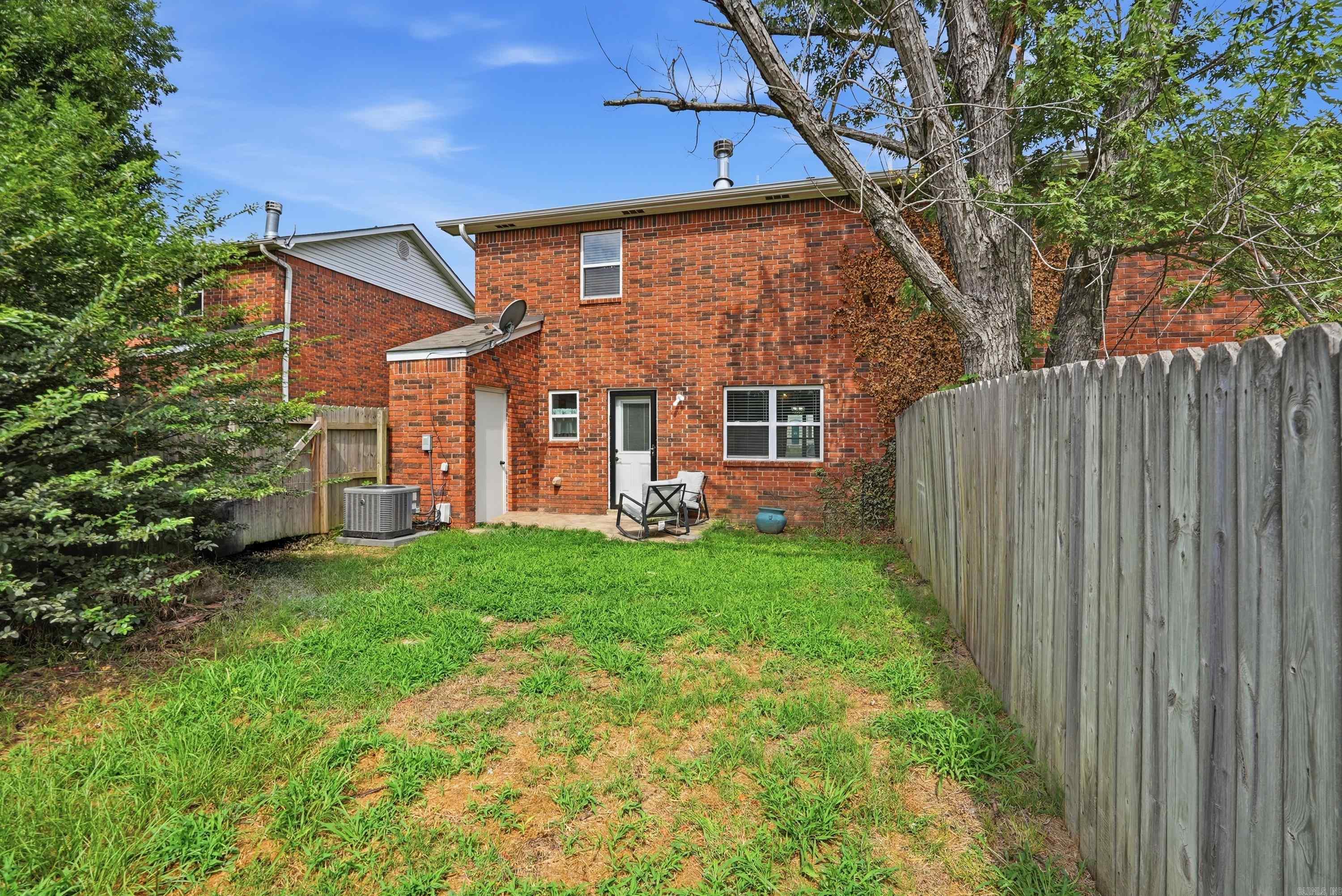 200 Pine Forest  Maumelle, AR
