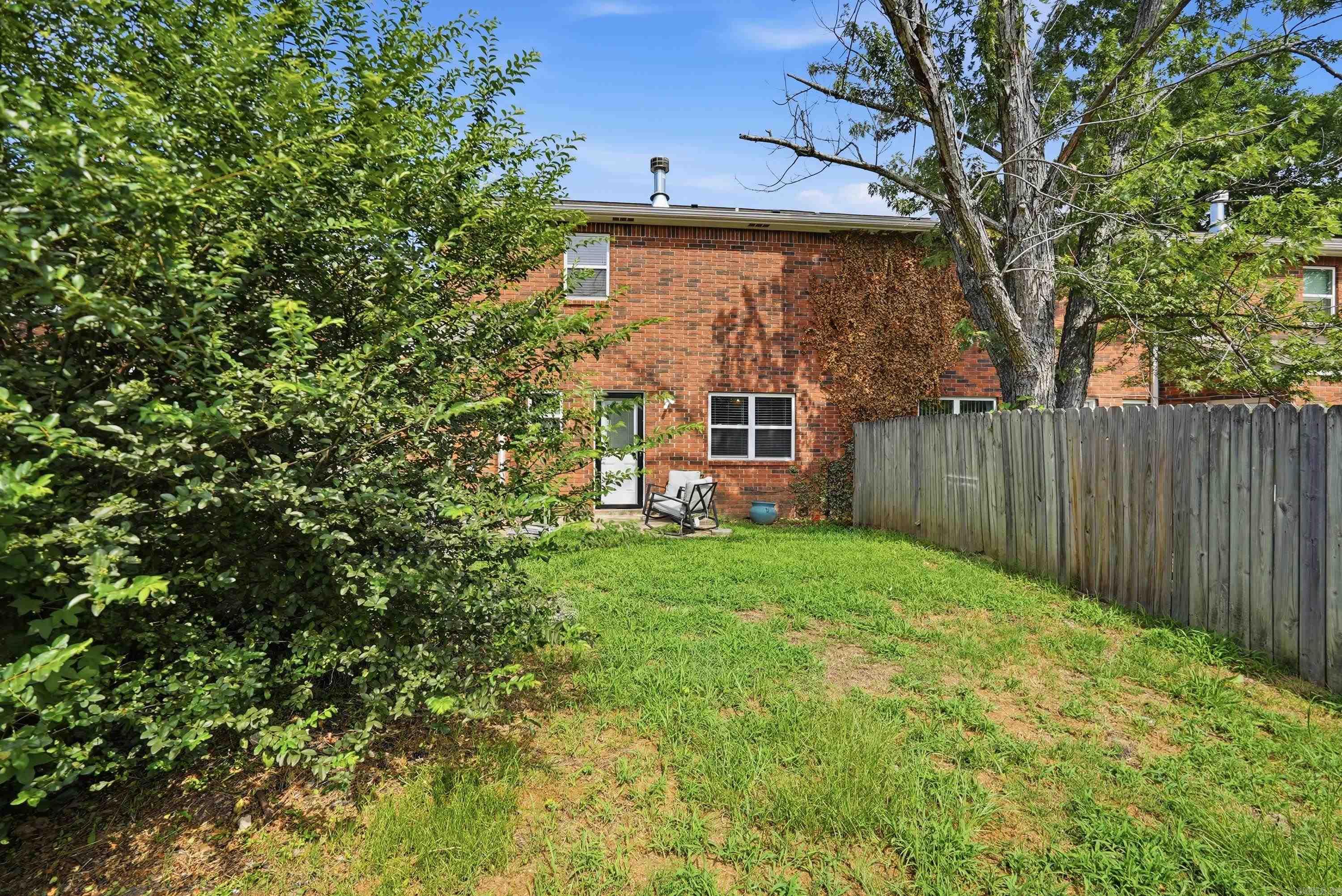 200 Pine Forest  Maumelle, AR