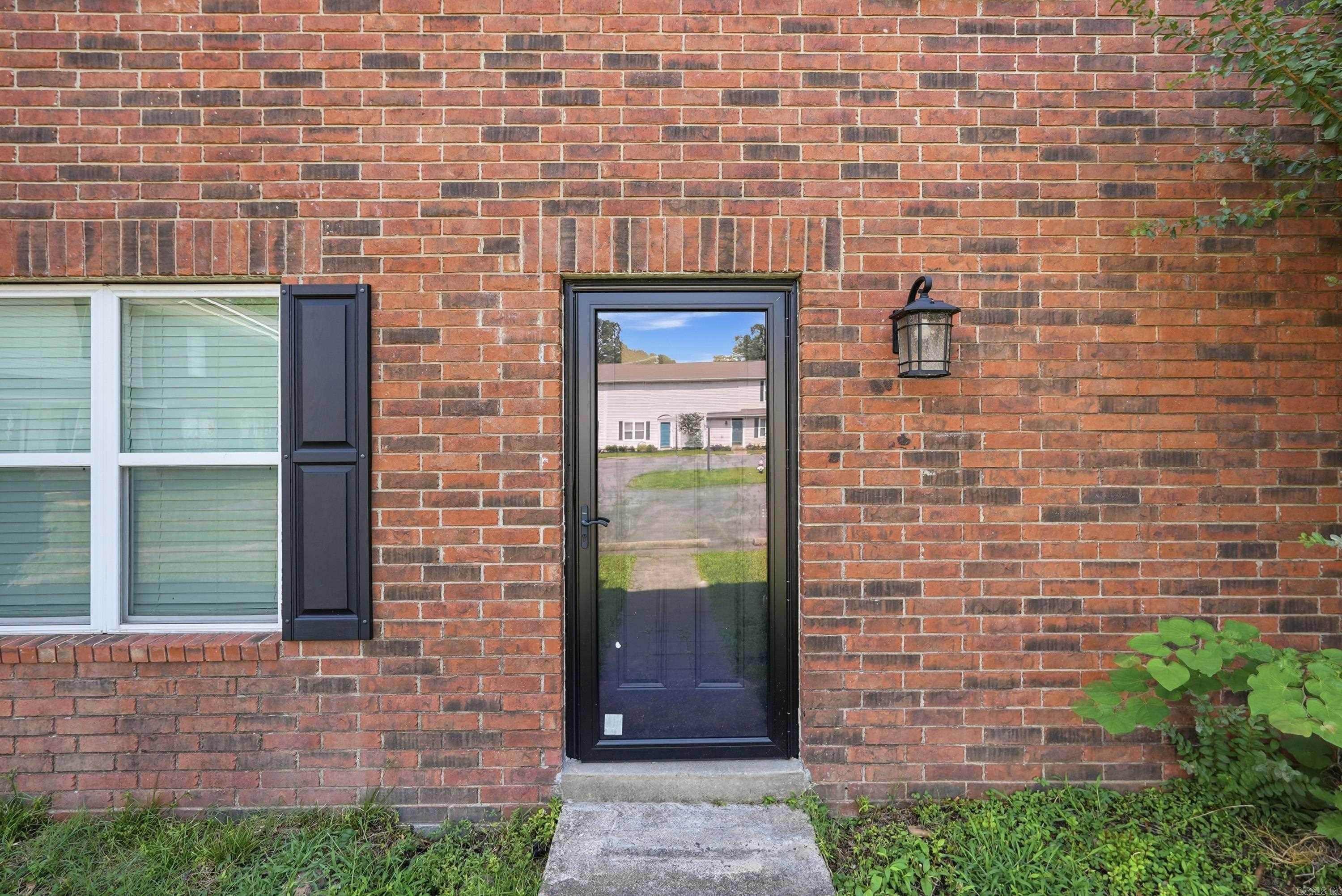 200 Pine Forest  Maumelle, AR