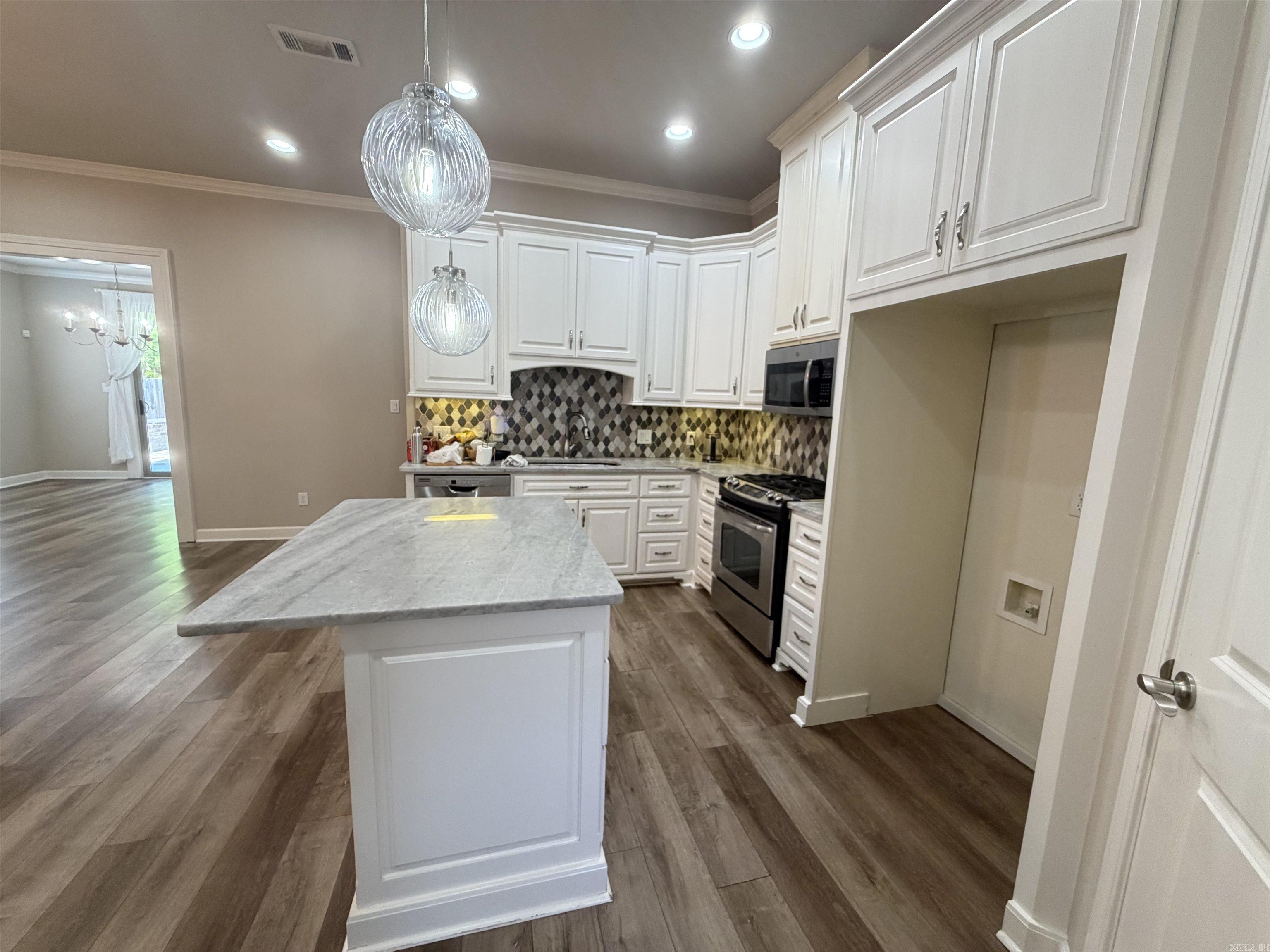 4 piper ln  Little Rock, AR