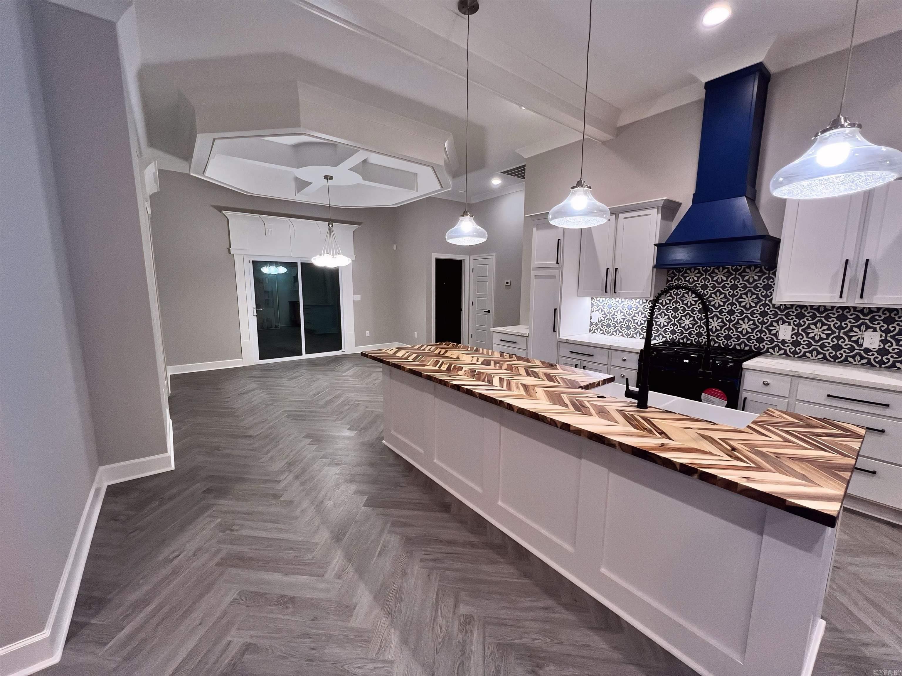 8116 Kanis Pines  Little Rock, AR