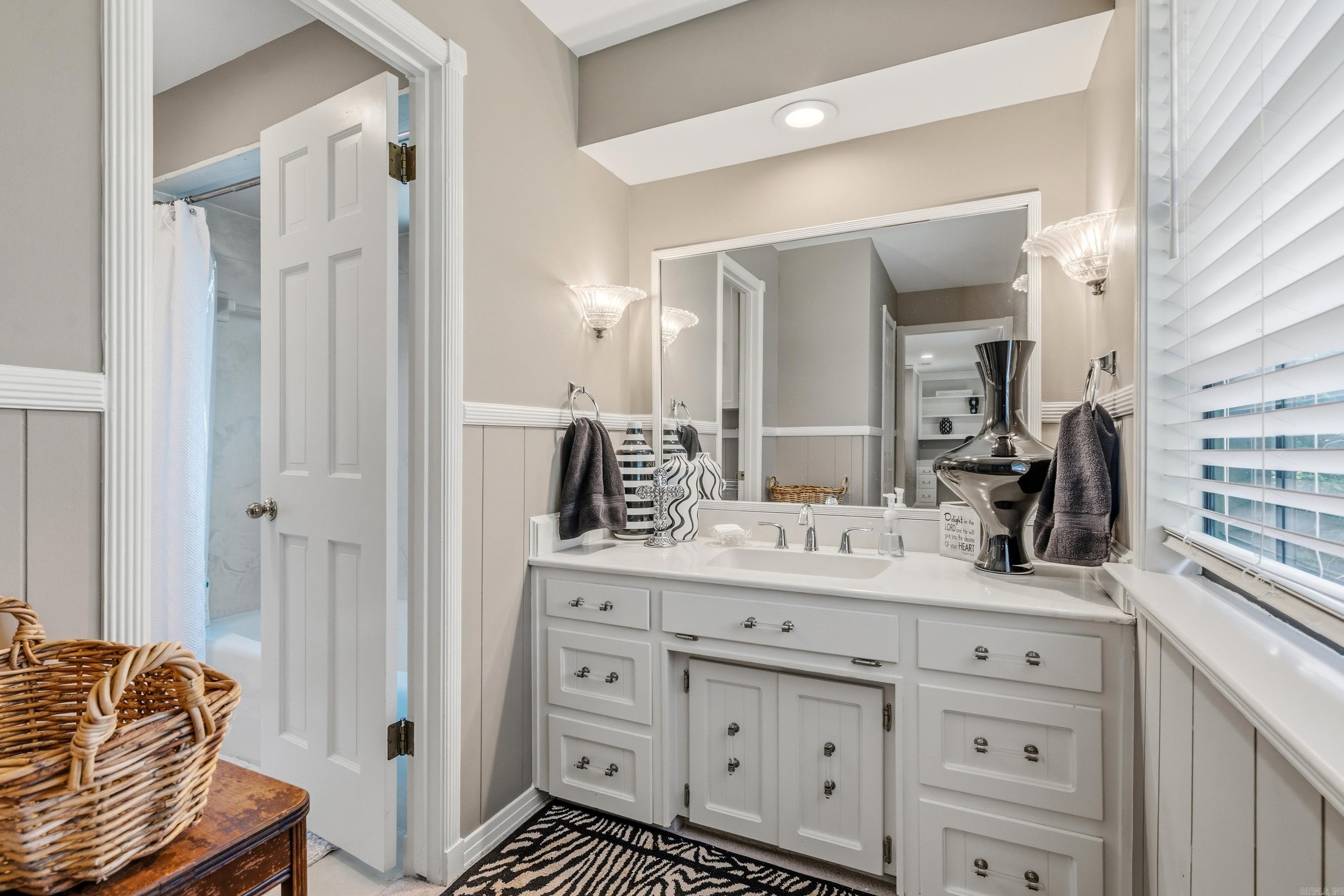 905 Silverwood  North Little Rock, AR