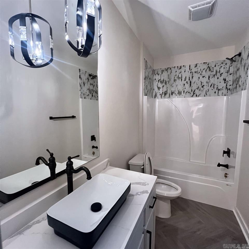 8108 Kanis Pines  Little Rock, AR