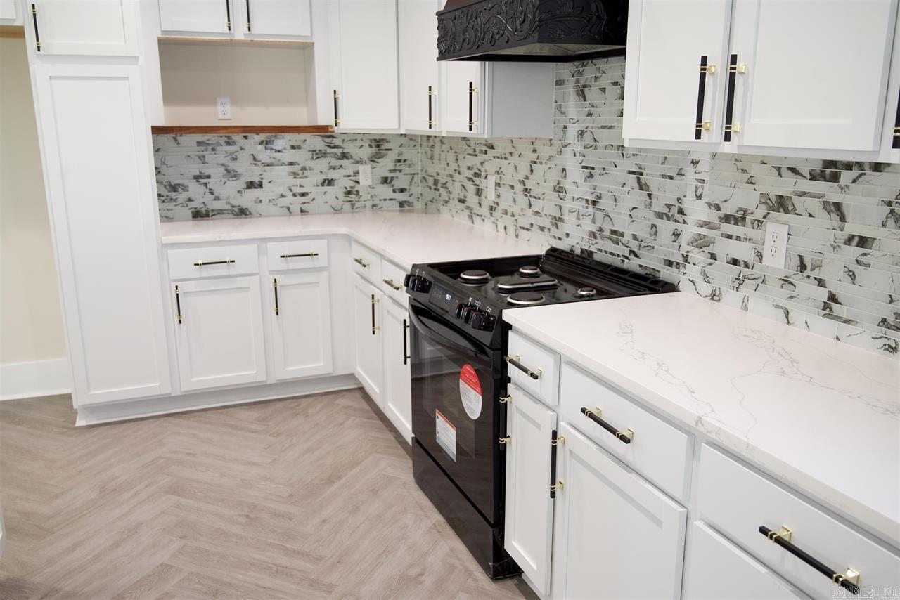 8108 Kanis Pines  Little Rock, AR