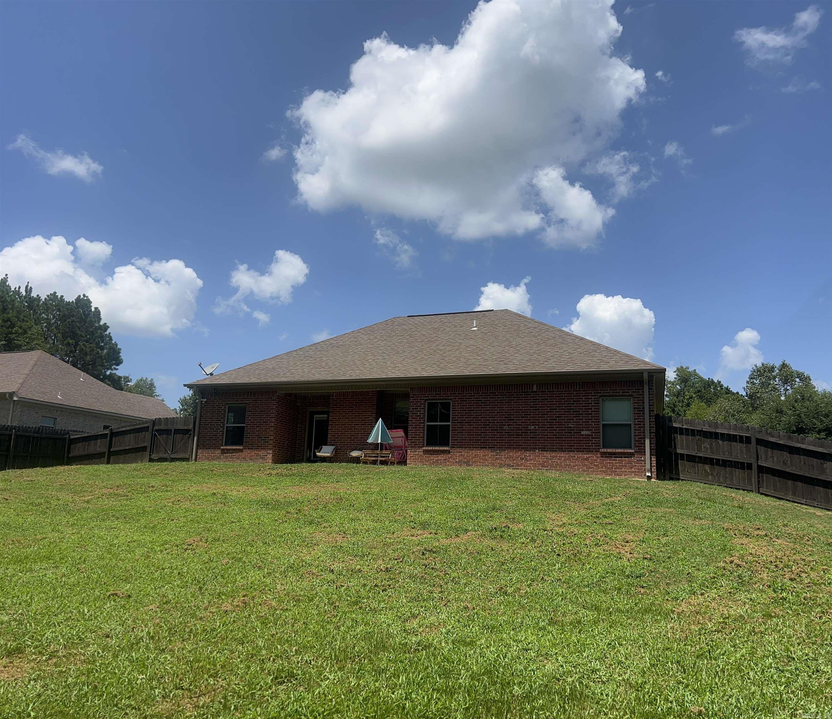 155 Hidden Hollows  El Dorado, AR