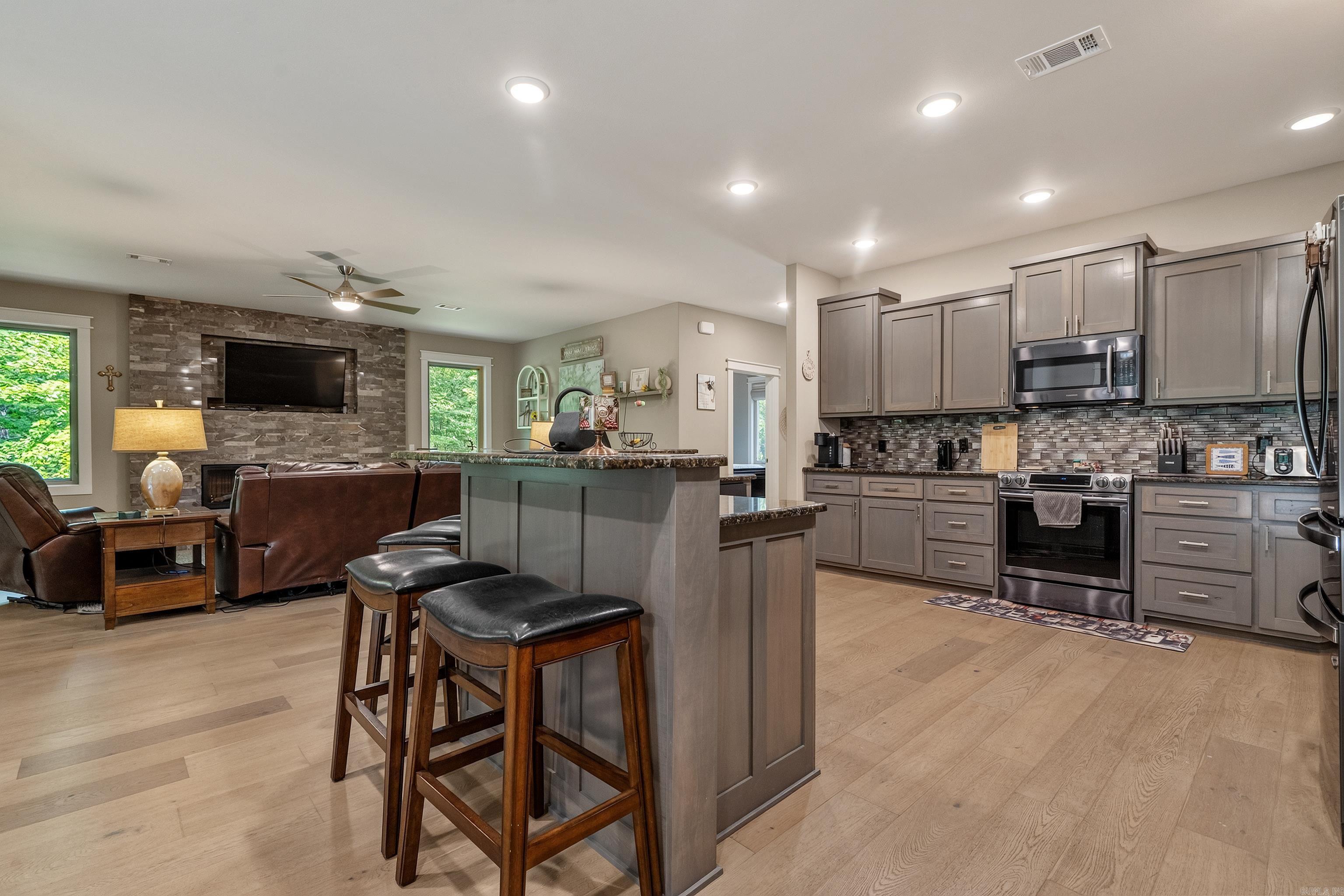 9 Fenix  Hot Springs Village, AR