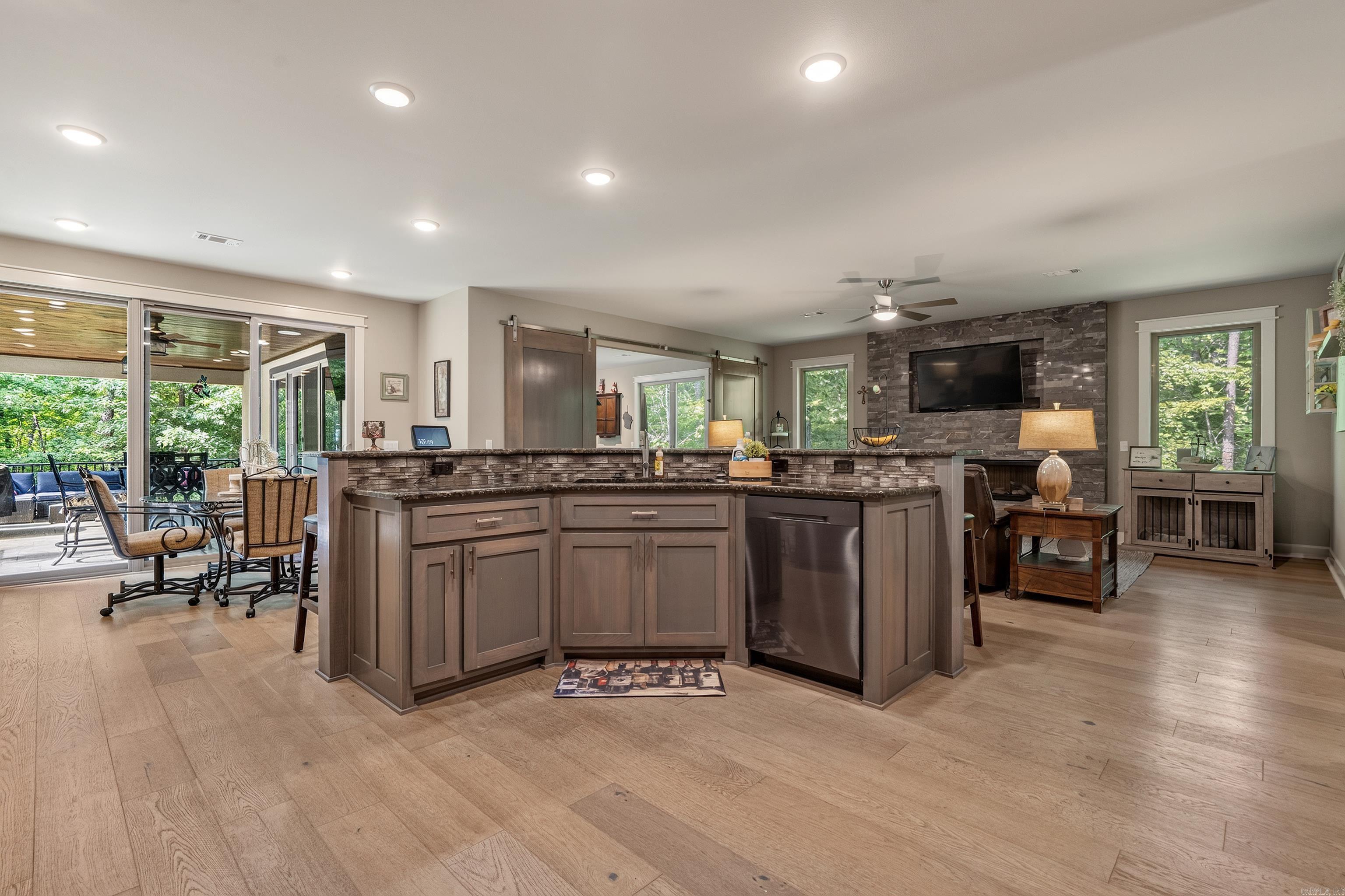 9 Fenix  Hot Springs Village, AR