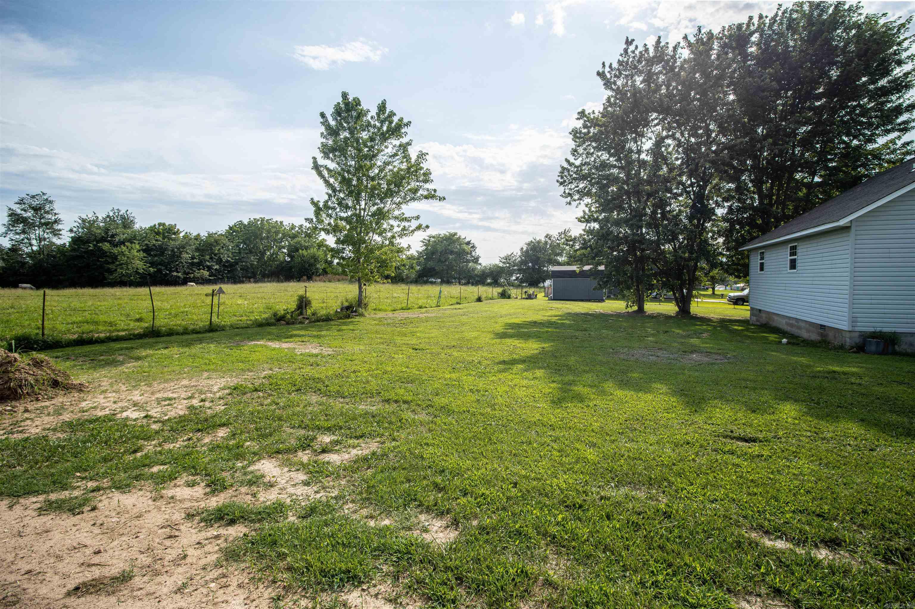 84 Nochols  Western Grove, AR