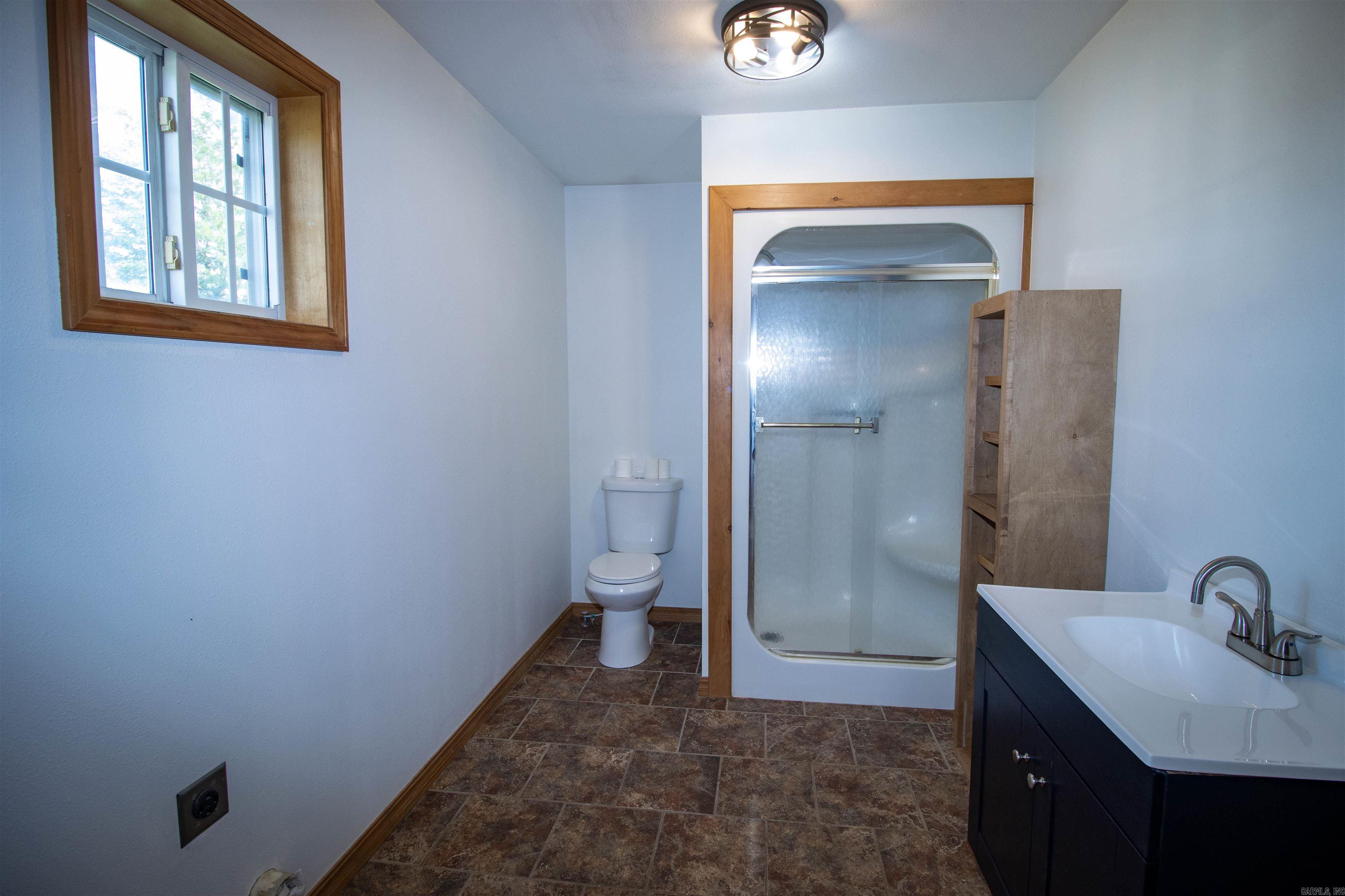 84 Nochols  Western Grove, AR