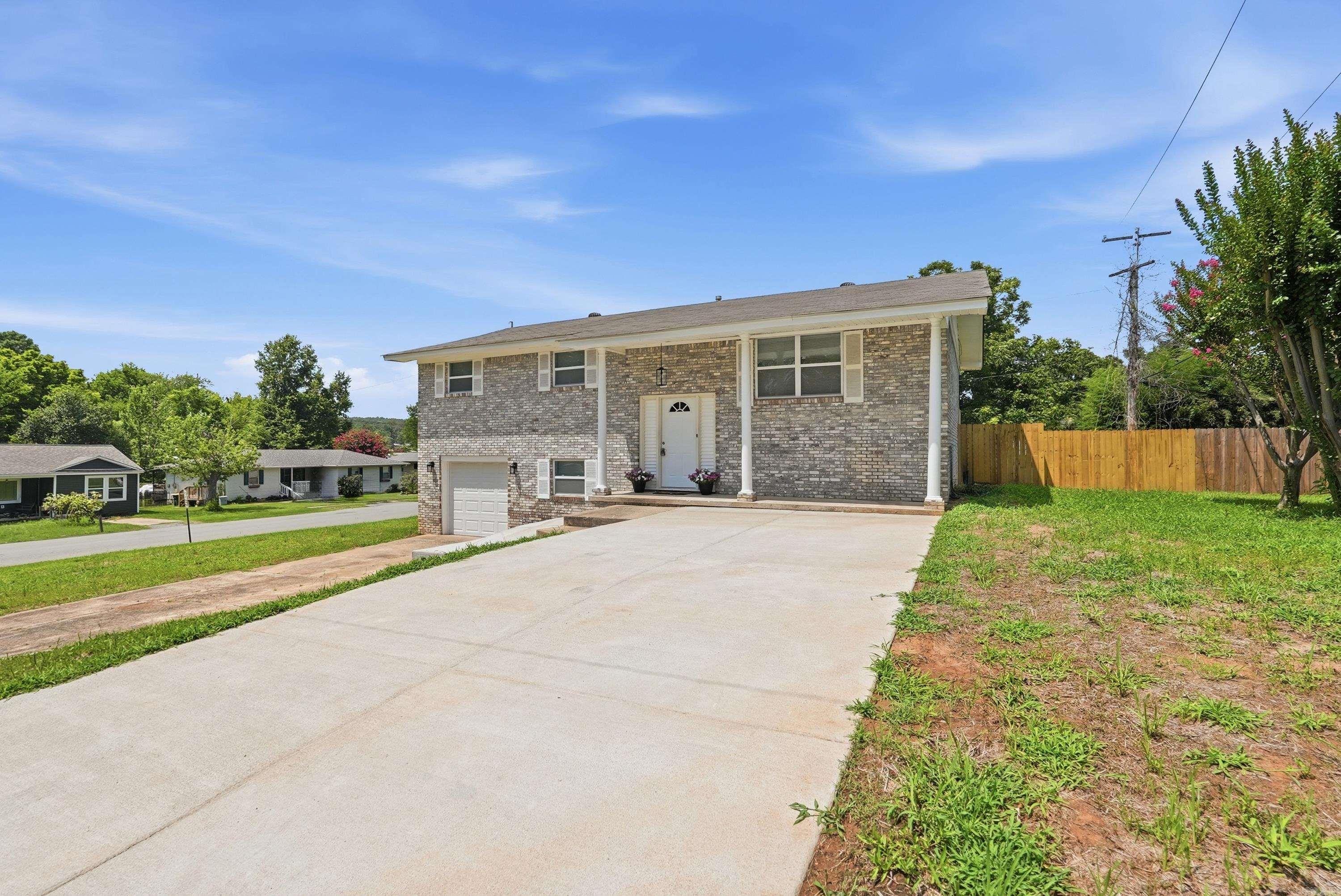 1717 W 55th  North Little Rock, AR