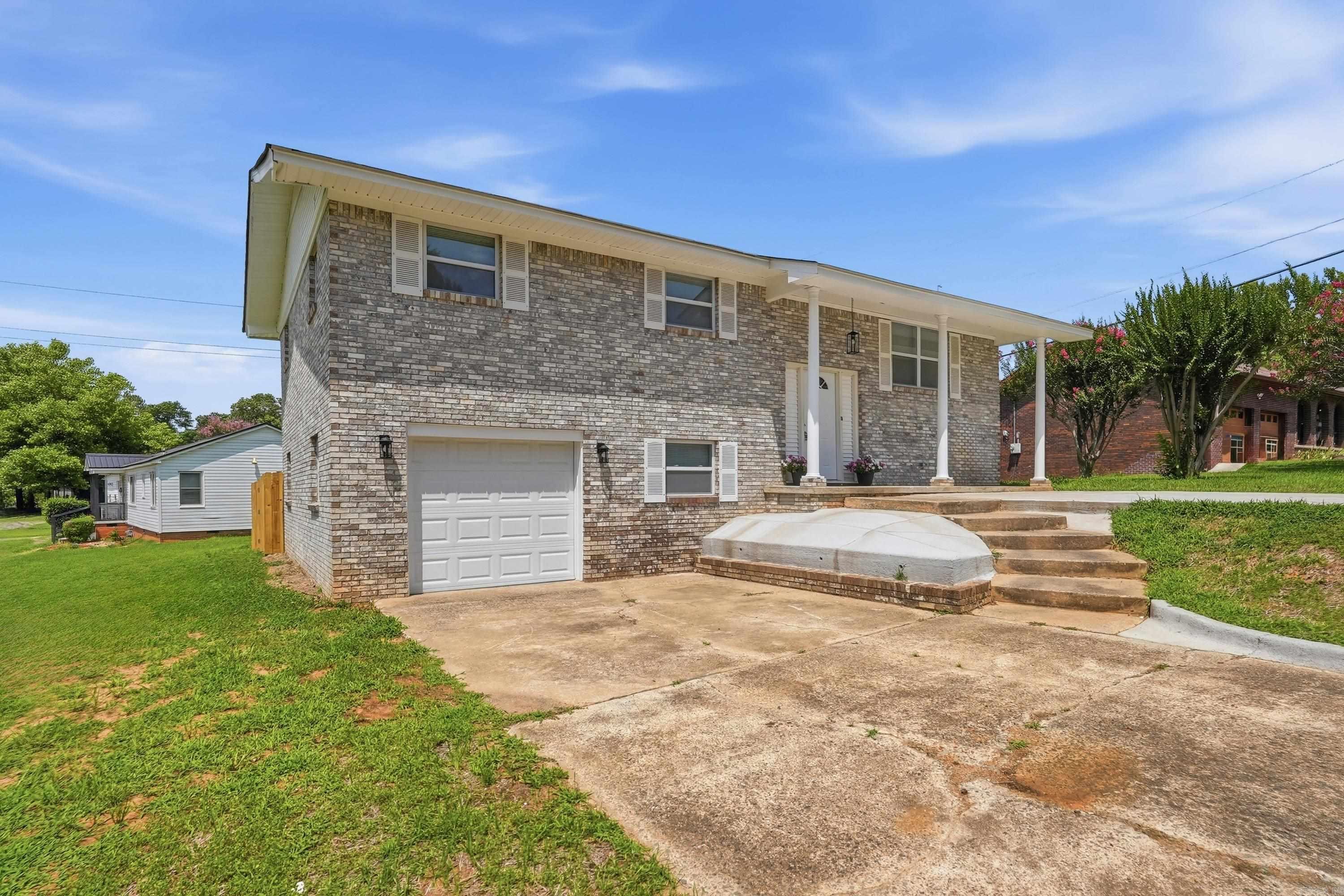 1717 W 55th  North Little Rock, AR