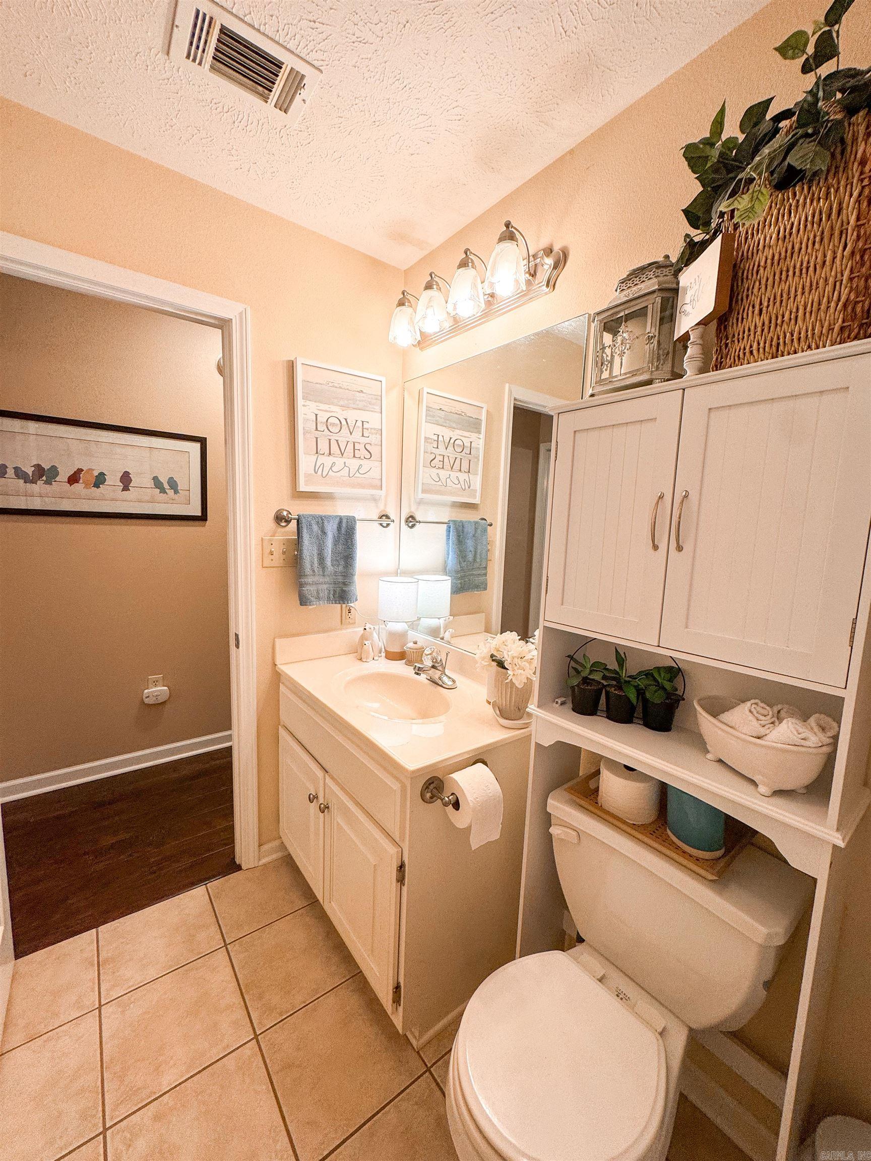 301 Crain  Searcy, AR