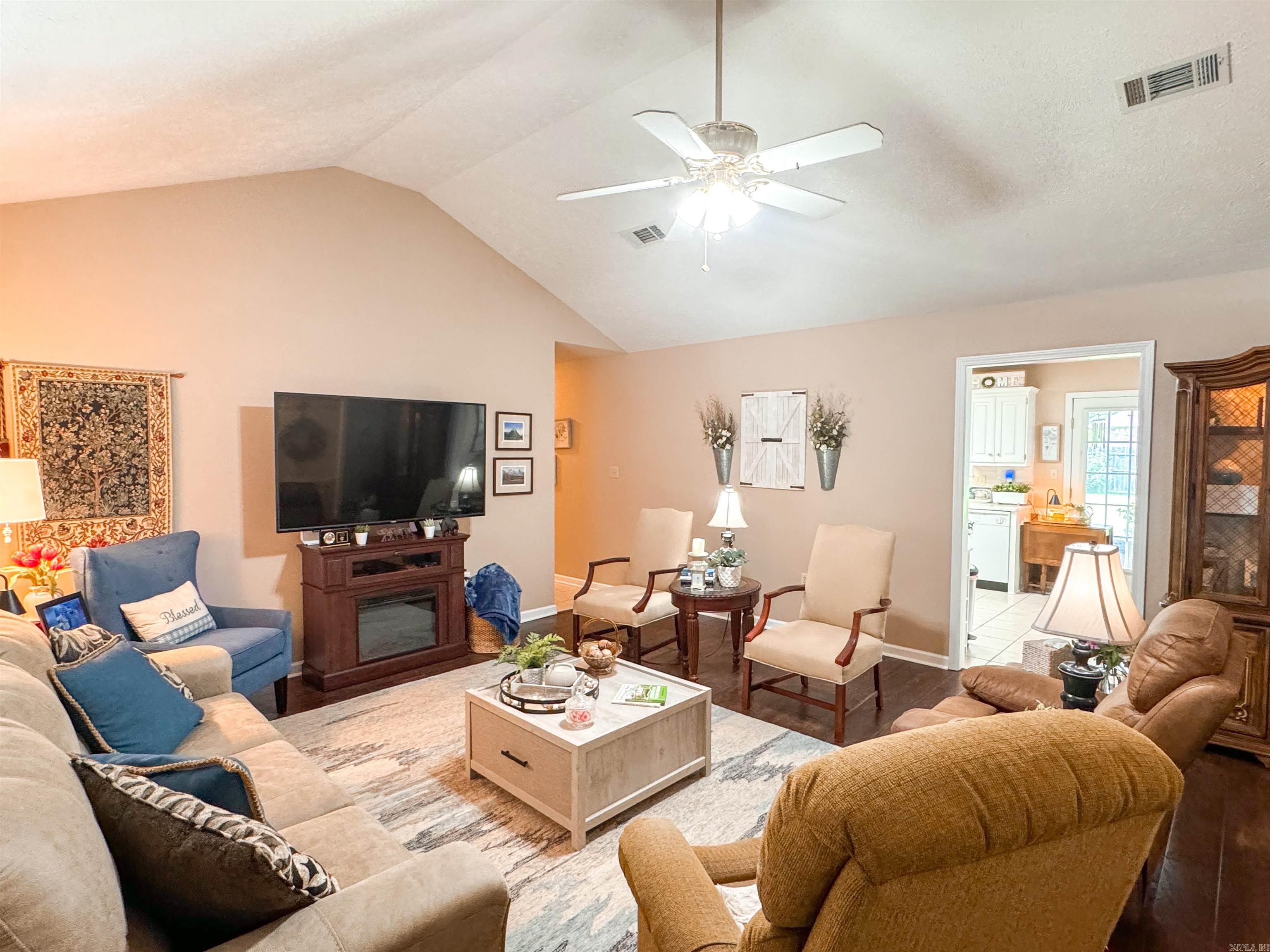 301 Crain  Searcy, AR